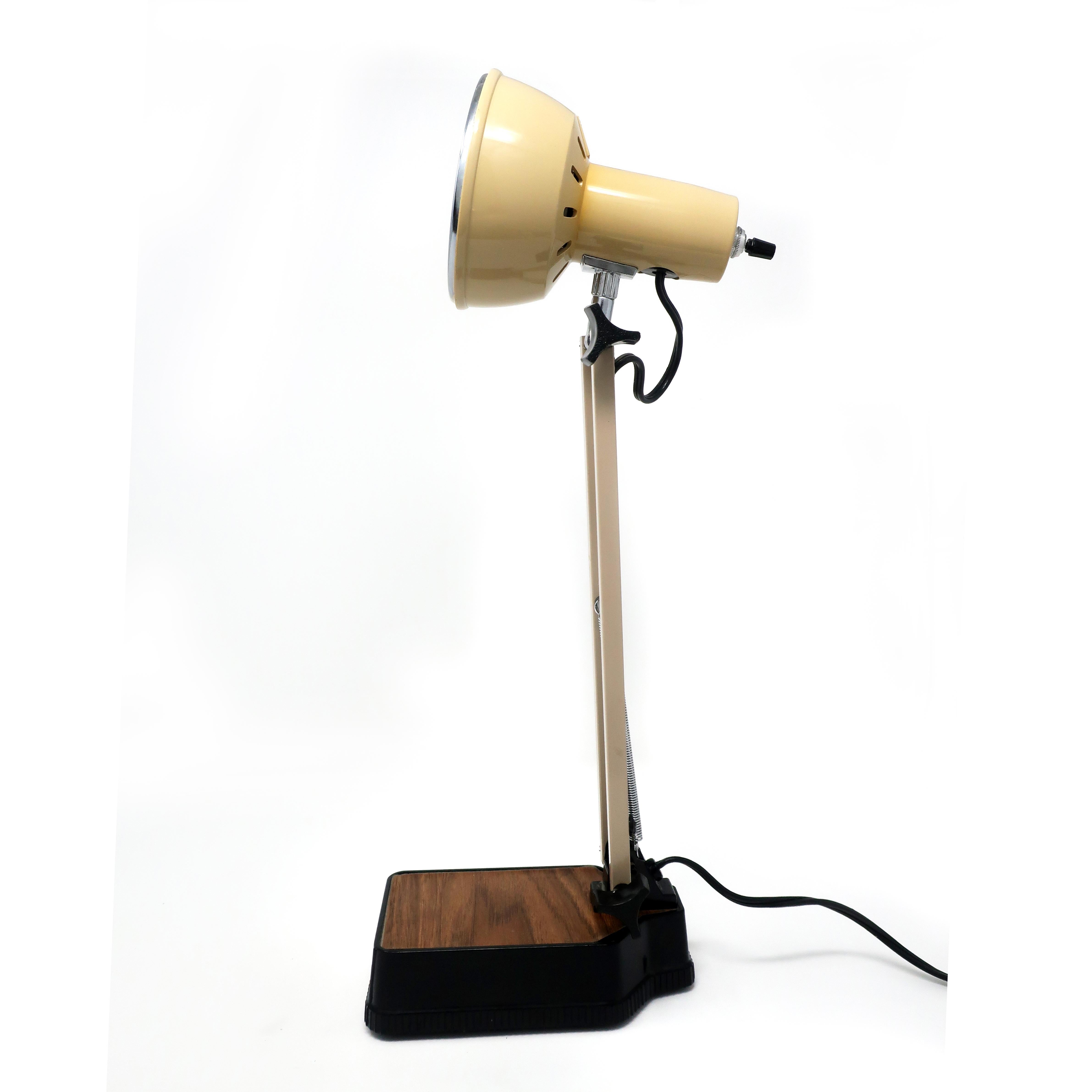 20th Century Vintage Electrix Tan Adjustable Desk Lamp