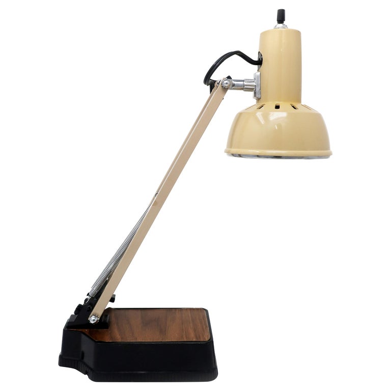 Vintage Electrix Tan Adjustable Desk Lamp at 1stDibs