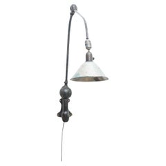Eleganza d'epoca: lampada da parete svedese degli anni '30 di Johan Petter Johansson