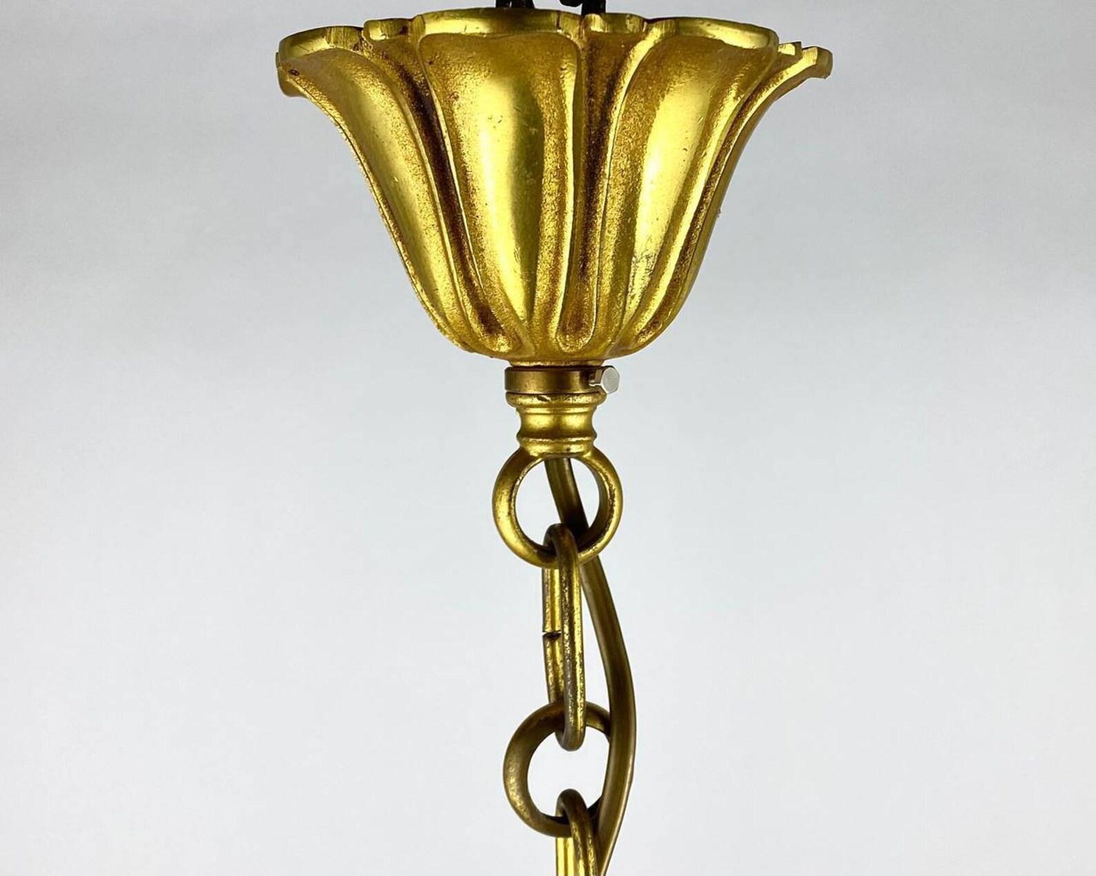 Vintage Elegant Chandelier Gilt Brass and 5 Glass Plafond Chandelier For Sale 3