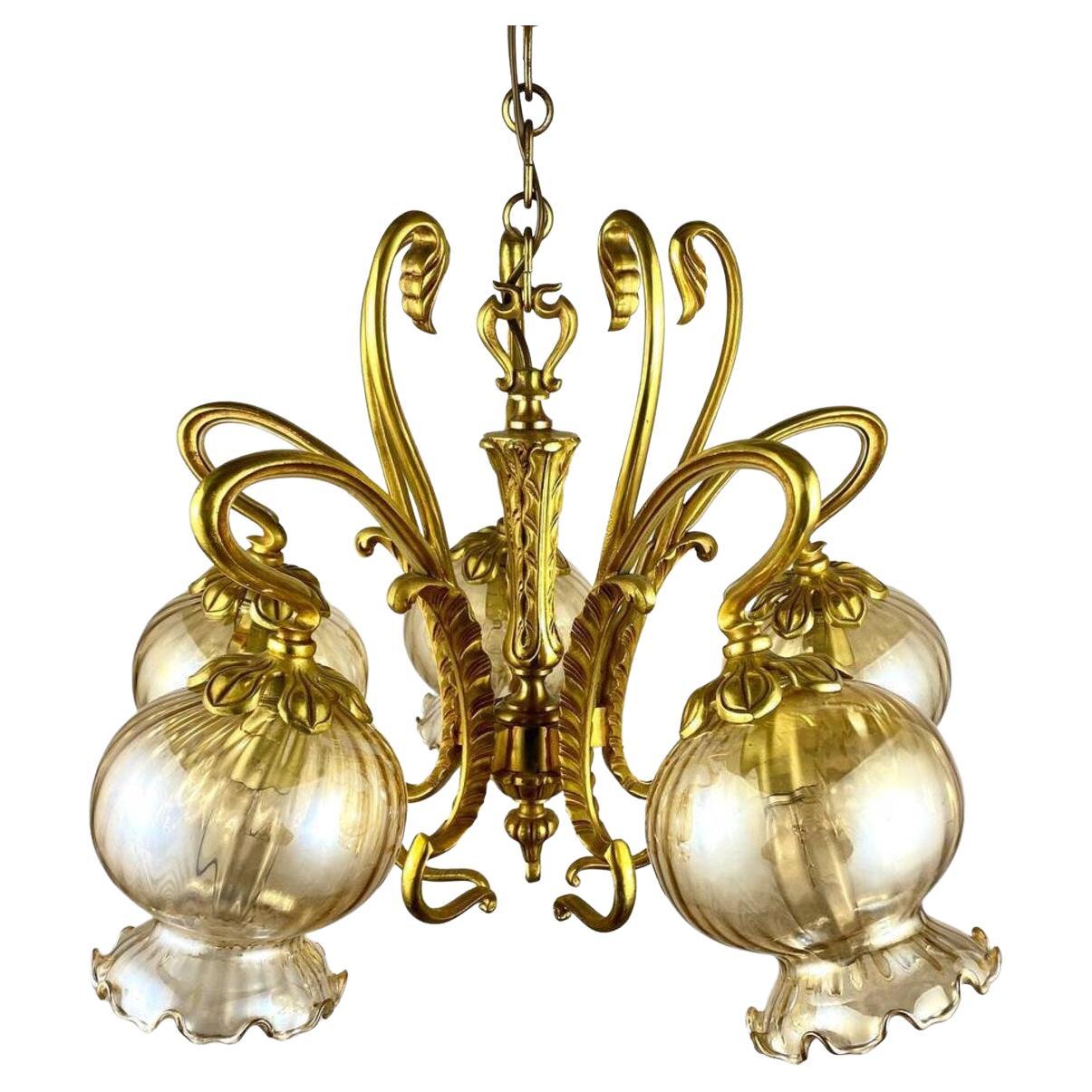 Vintage Elegant Chandelier Gilt Brass and 5 Glass Plafond Chandelier For Sale