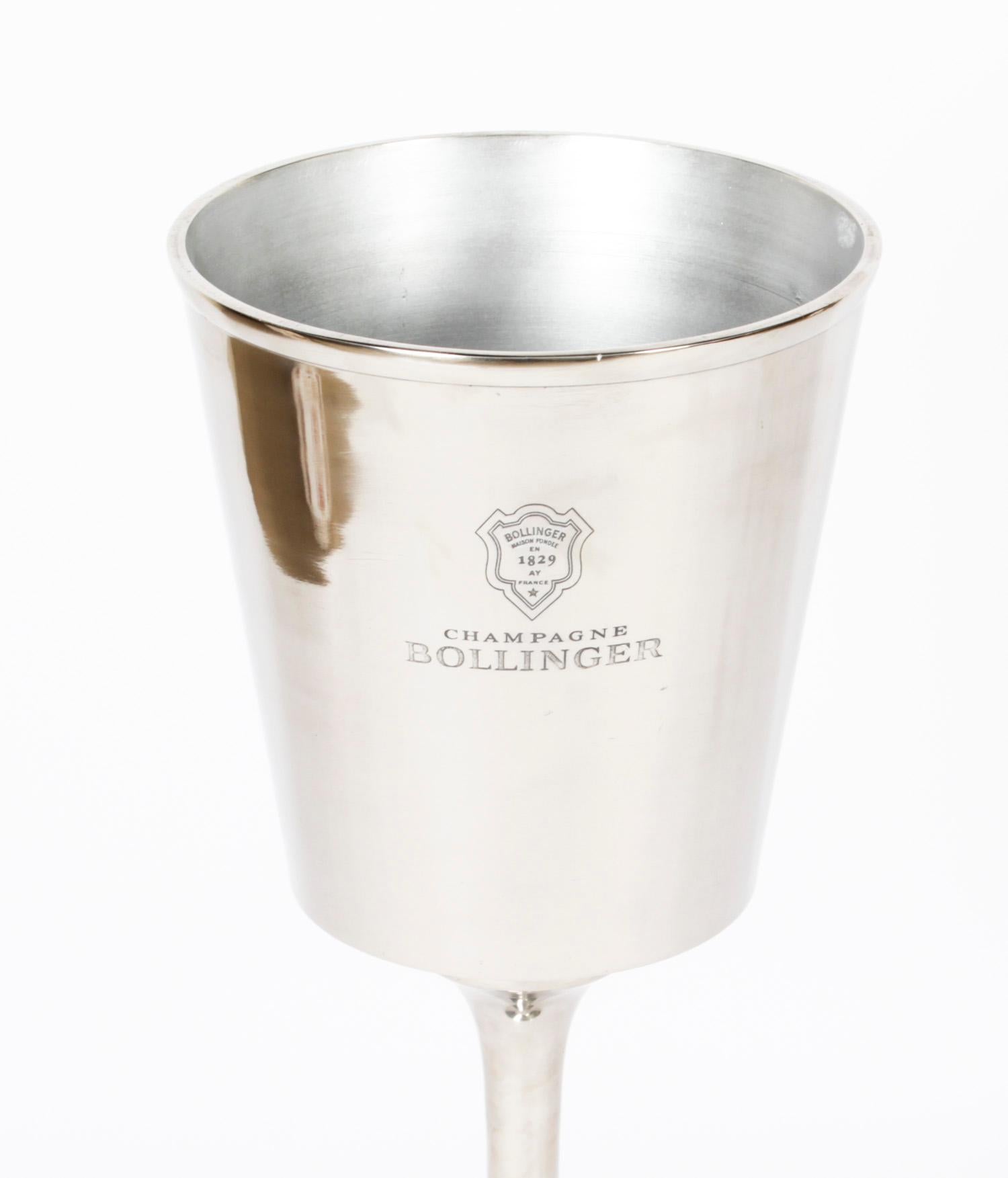 Vintage Elegant Silver-Plated Bollinger Champagne / Wine Cooler on Stand 20th C In Good Condition In London, GB