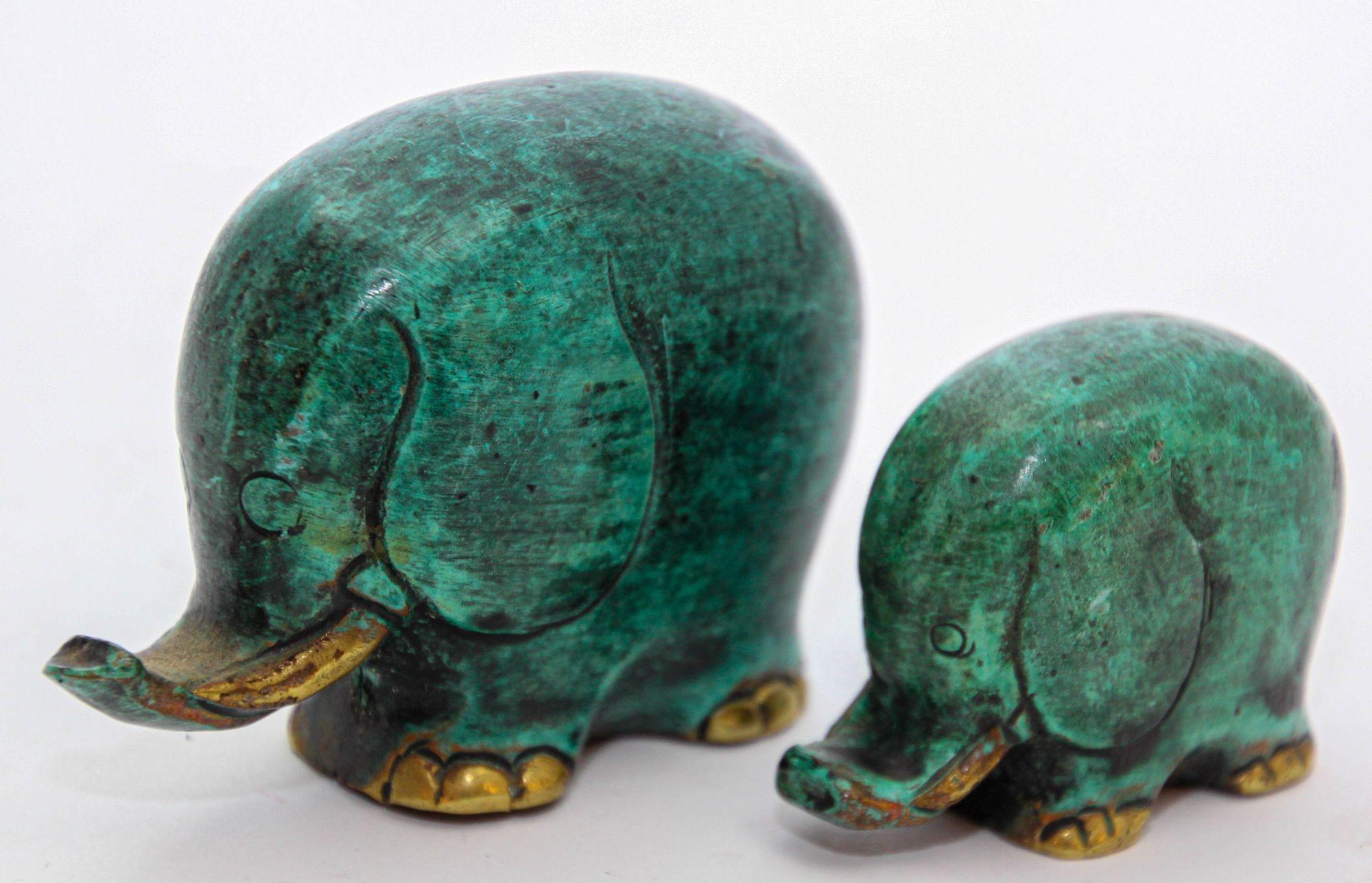 Mid-Century moderno Elefante vintage in bronzo con set di 2 sculture in Greene & Greene in vendita