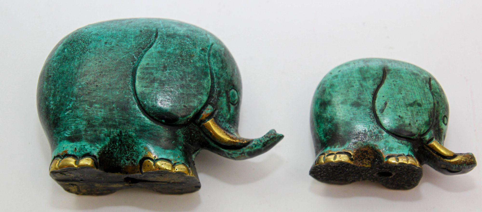 Ottone Elefante vintage in bronzo con set di 2 sculture in Greene & Greene in vendita