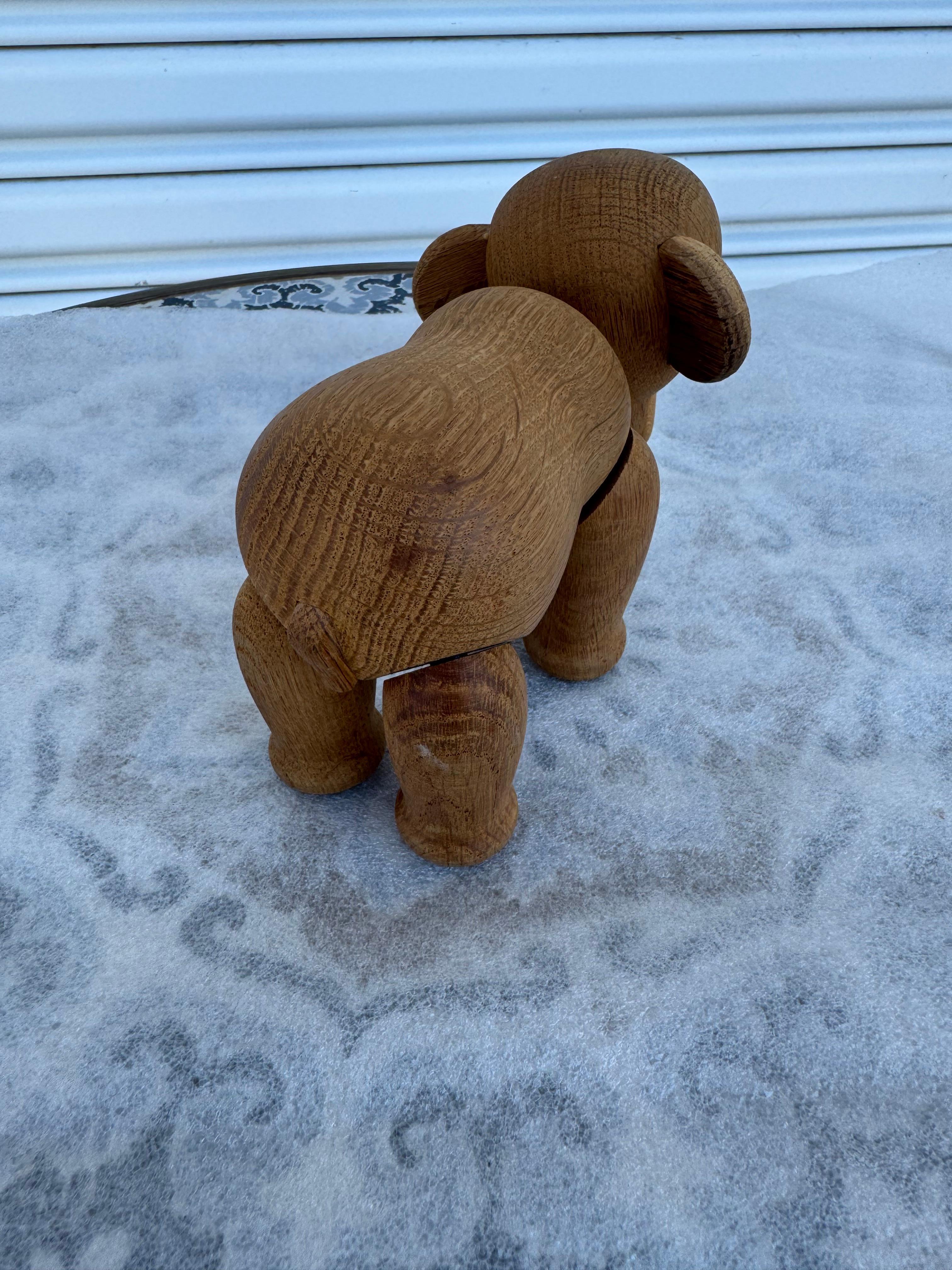 Teak Vintage Wood Articulated Elephant by Kay Bojesen. Made in Denmark. in vendita