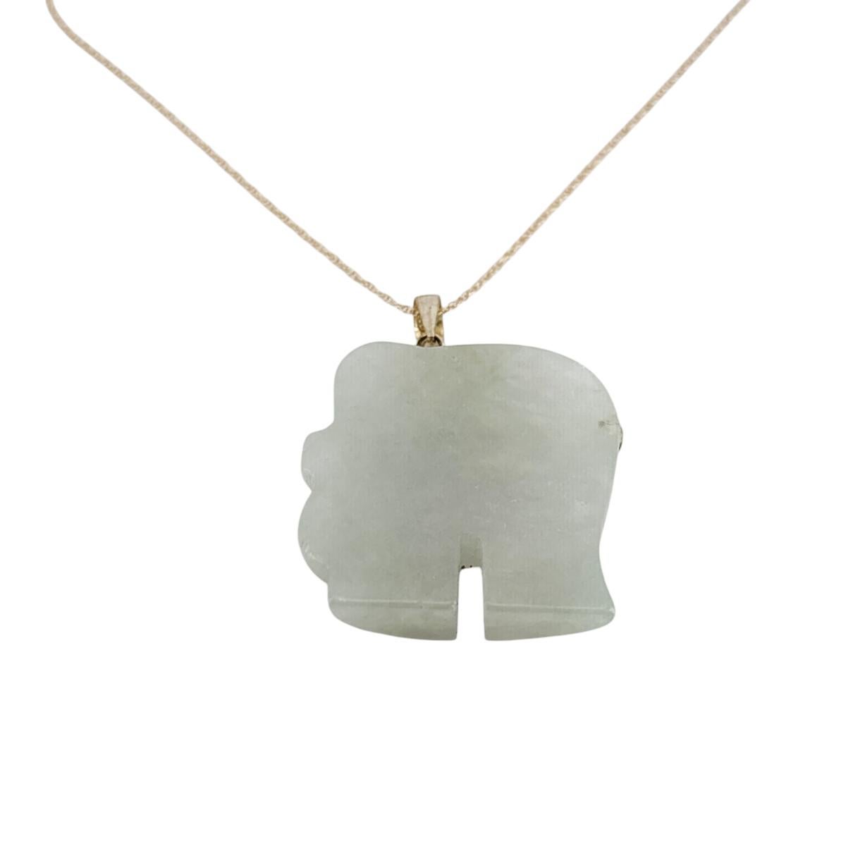 Vintage Elephant Jade Pendant on a 10k Yellow Gold Chain Necklace For Sale 2