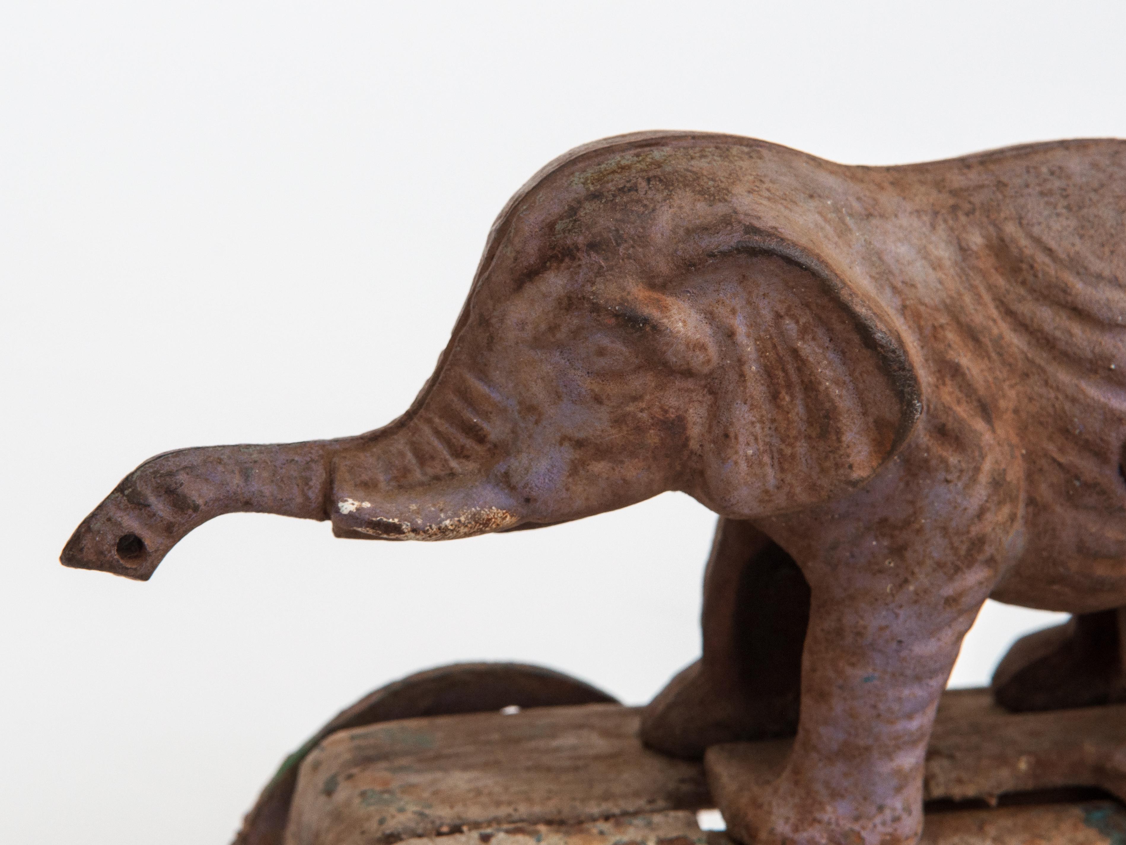 American Vintage Elephant Pull Toy, Cast Iron, USA, Early 20th Century