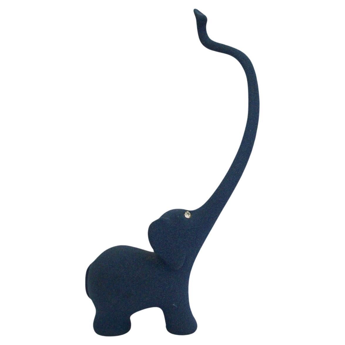 Vintage Elephant Ring Holder - Cast Metal with Powder Coat - 20th Century For Sale