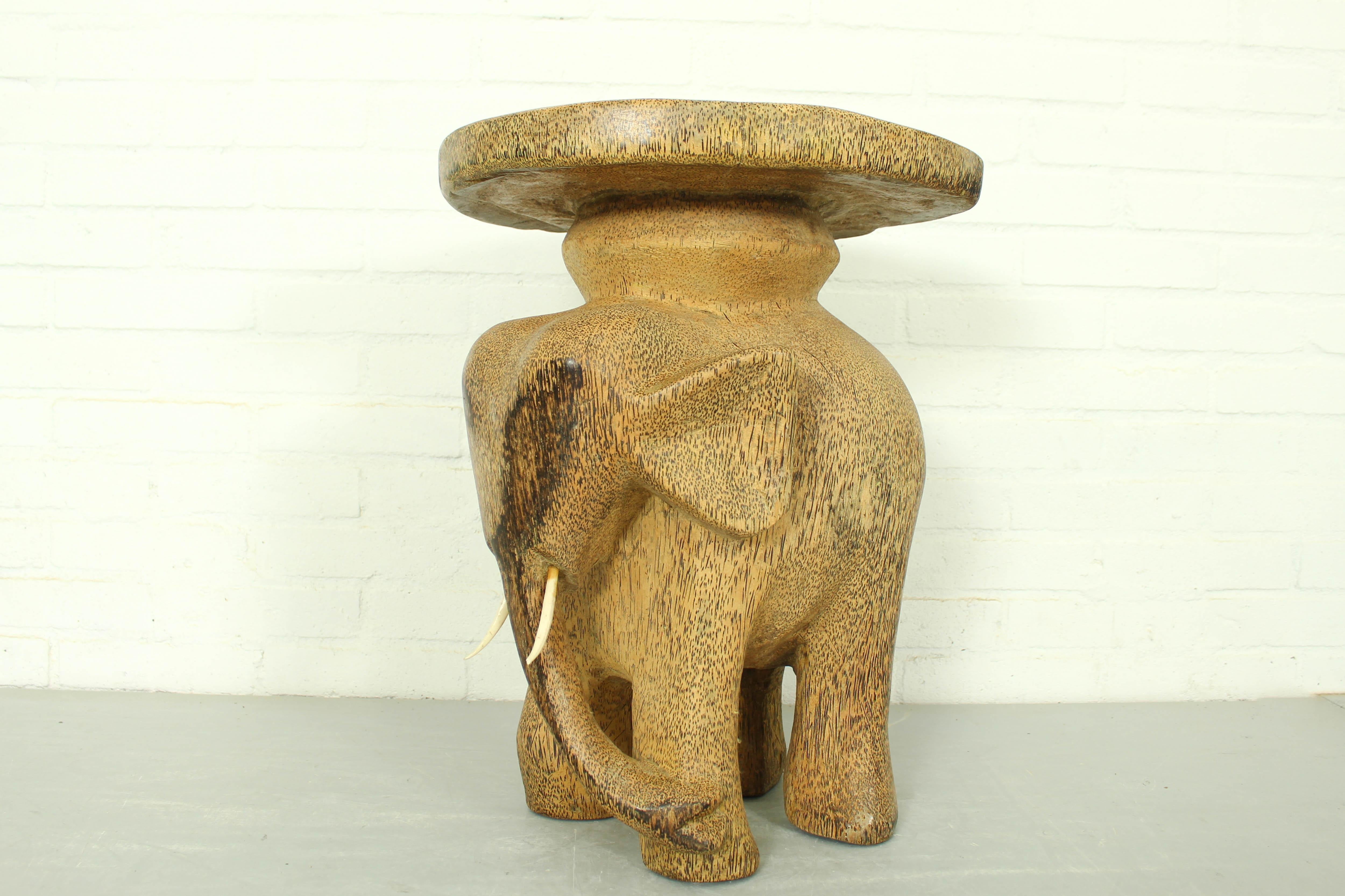 Mid-Century Modern Vintage Elephant Sidetable Stool Plant Stand in Palmwood, 1960s For Sale