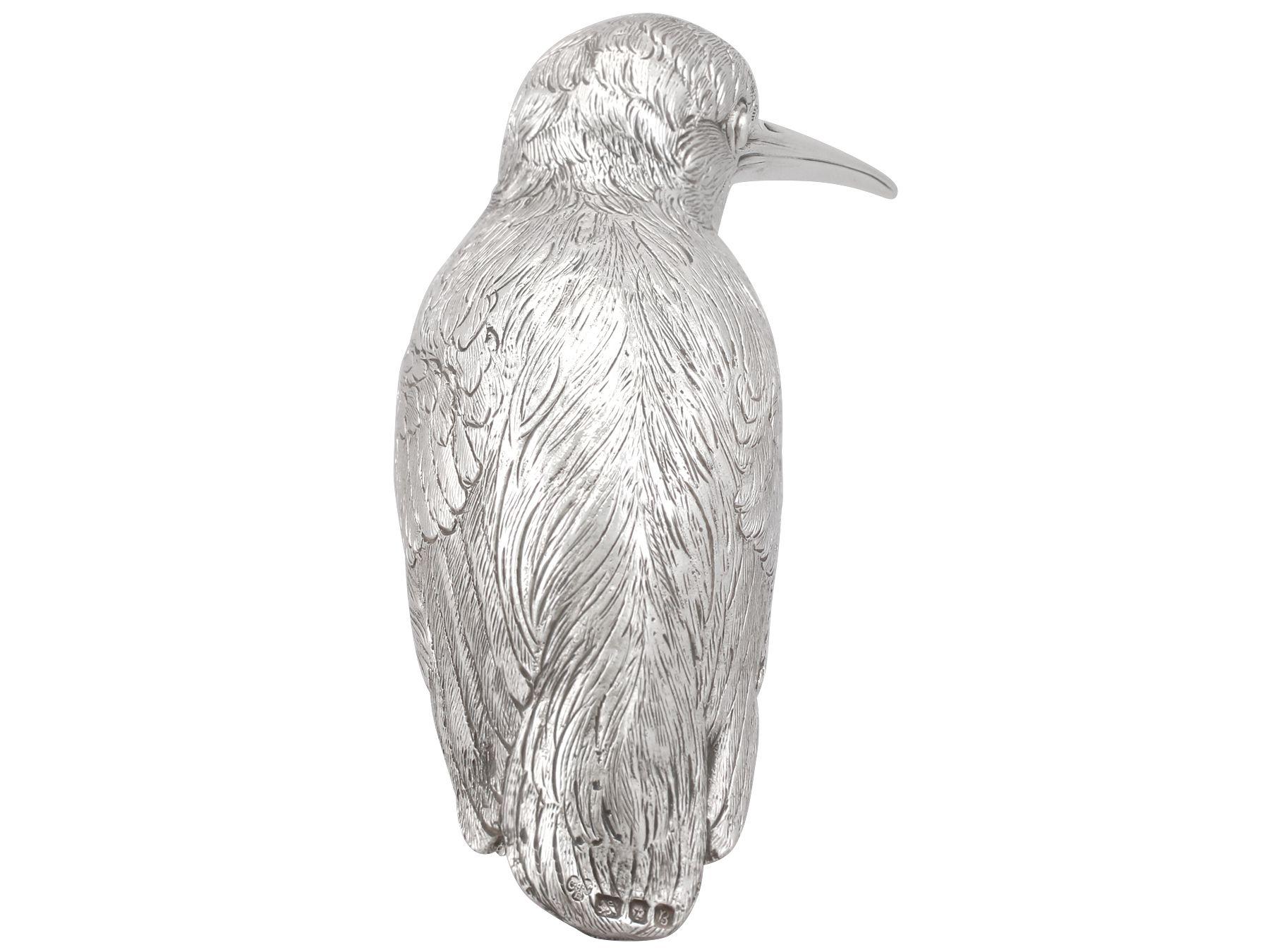 Vintage 1976 Sterling Silver Bird Ornament In Excellent Condition For Sale In Jesmond, Newcastle Upon Tyne
