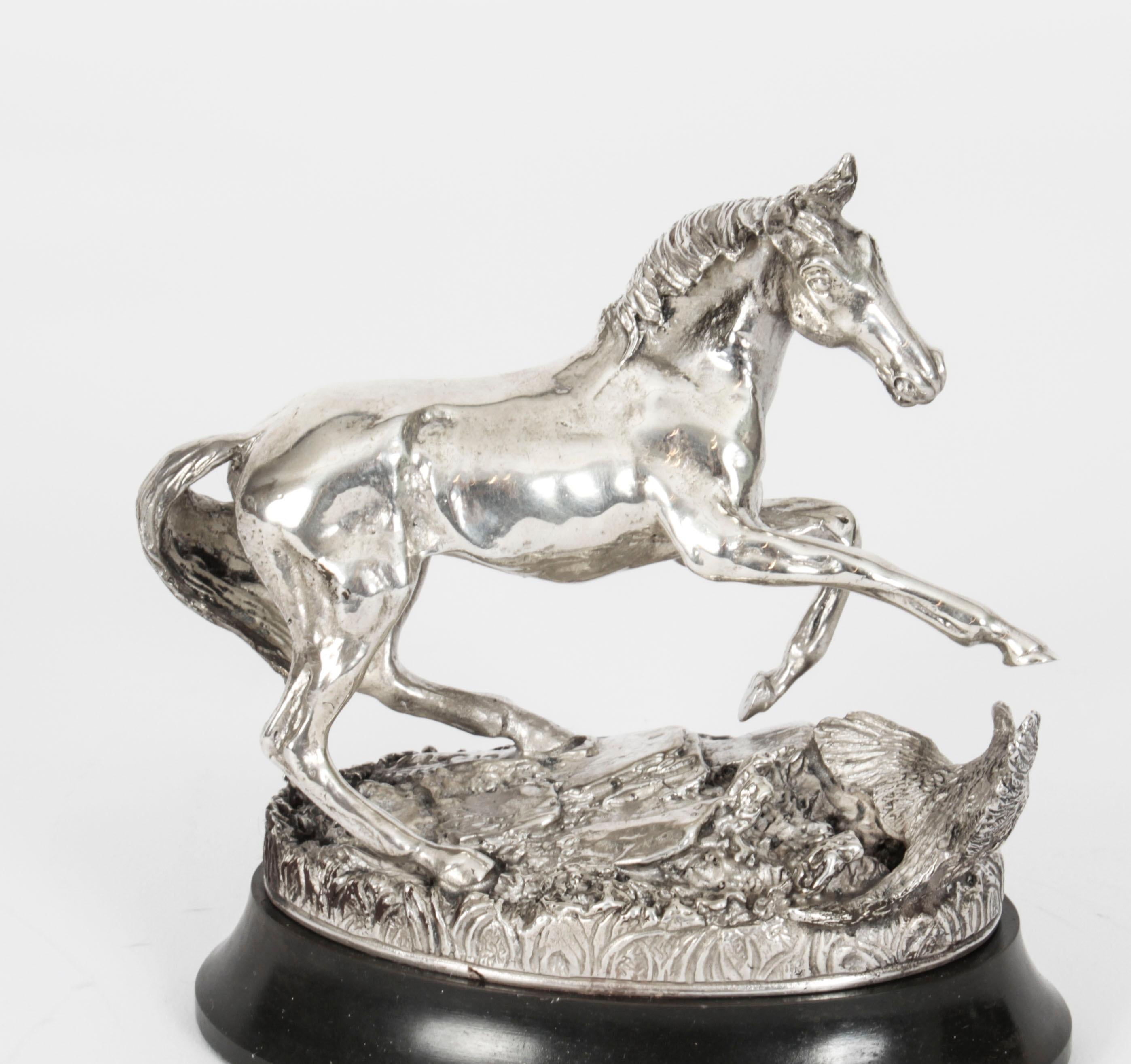 Vintage Elizabeth II Sterling Silver Figure of a Horse 1977 20th C In Good Condition For Sale In London, GB