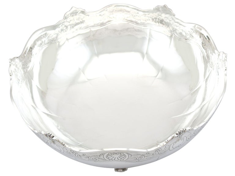 Vintage Elizabeth II Sterling Silver Presentation Bowl In Excellent Condition For Sale In Jesmond, Newcastle Upon Tyne