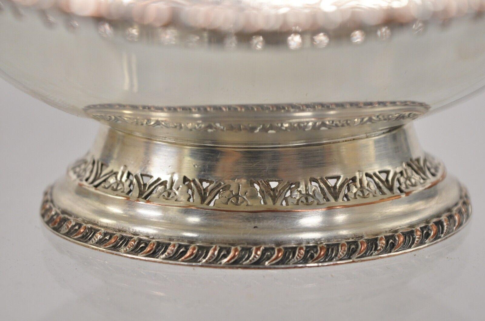 Ellis Barker - Petit bol à bijoux vintage en cuivre plaqué argent avec piédestal Bon état - En vente à Philadelphia, PA