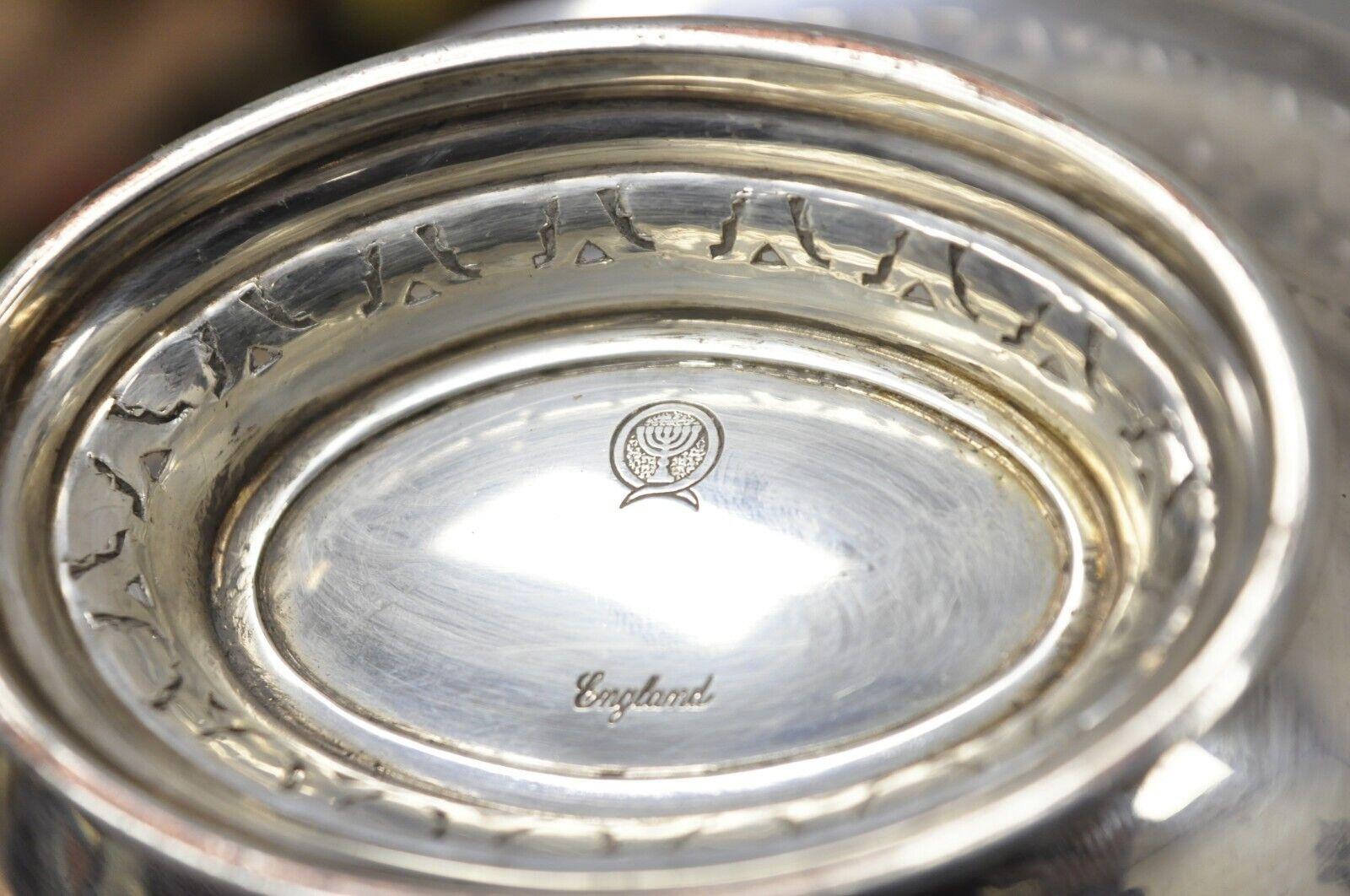 20ième siècle Ellis Barker - Petit bol à bijoux vintage en cuivre plaqué argent avec piédestal en vente