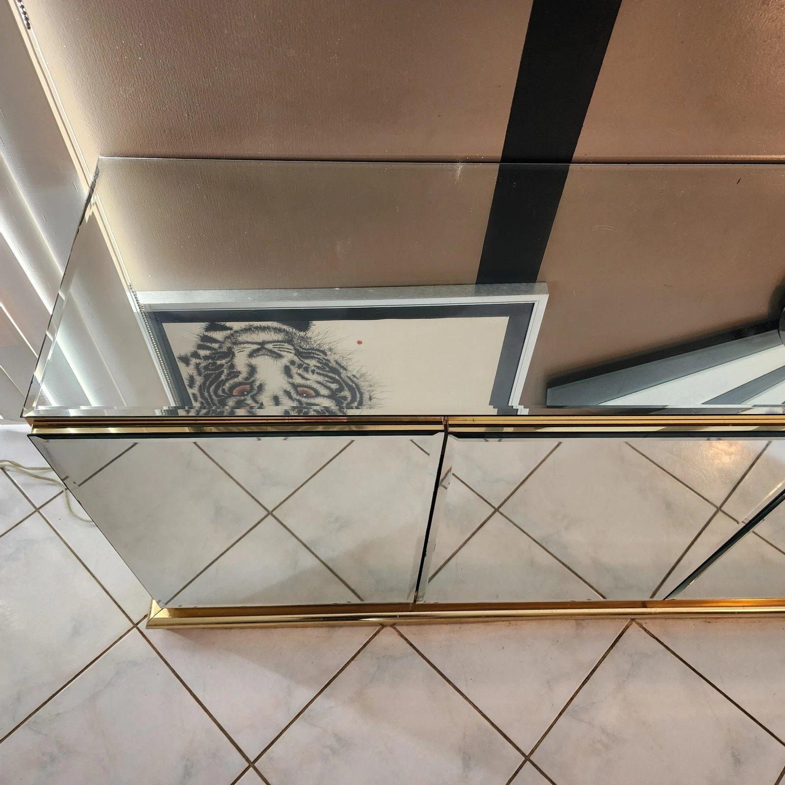 Vintage Ello Style Mirrored Buffet Sideboard In Good Condition For Sale In Lake Worth, FL