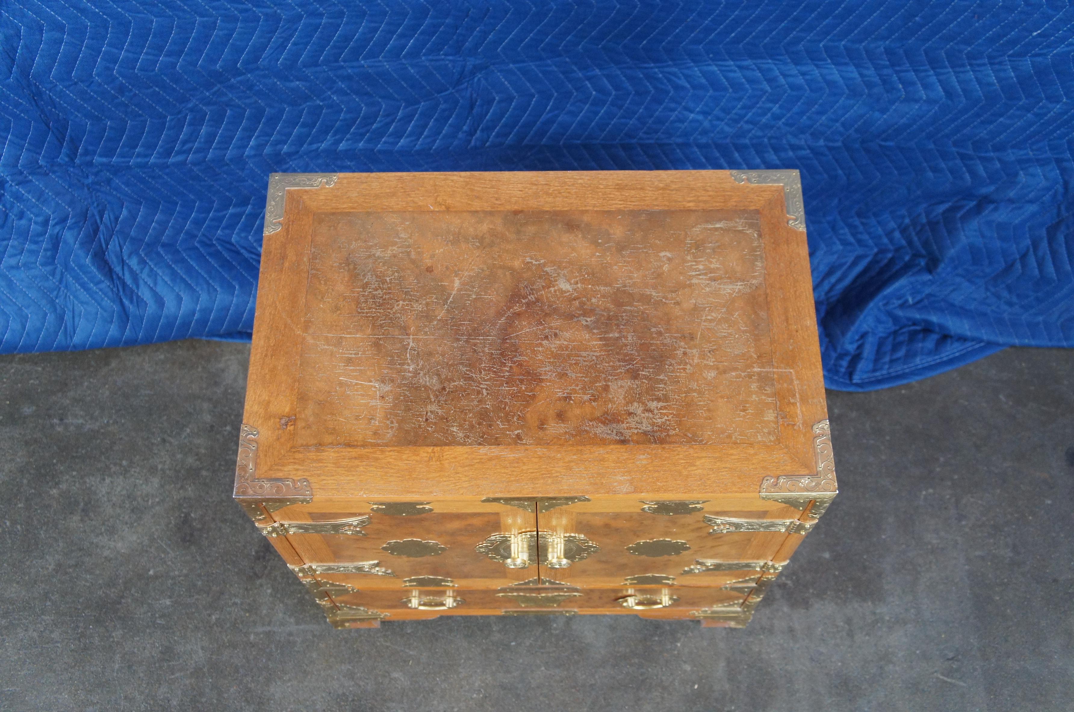 Vintage Elm Burl Brass Tansu Chinoiserie Keepsake Jewelry Chest Table Cabinet 1