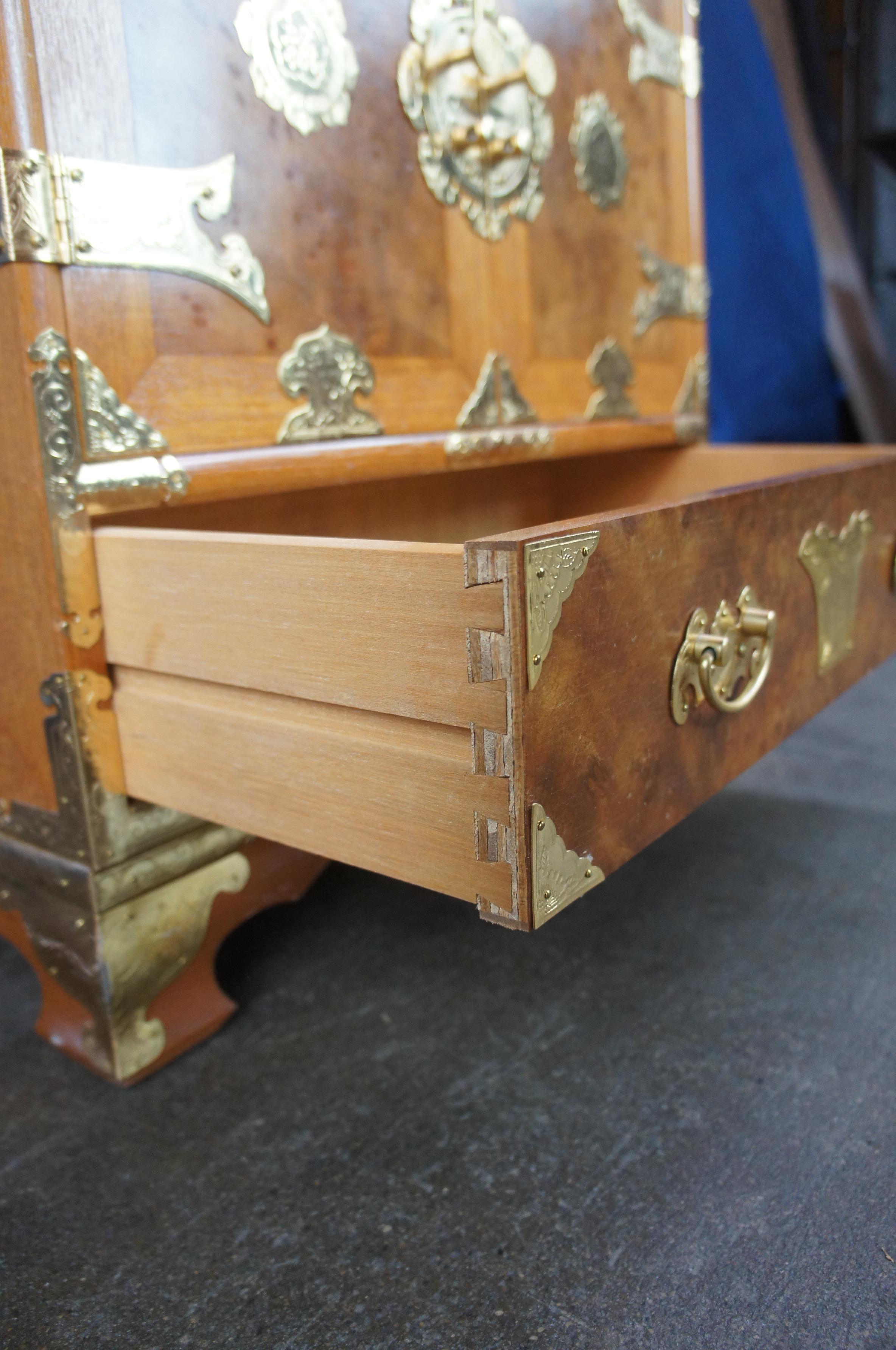 Vintage Elm Burl Brass Tansu Chinoiserie Keepsake Jewelry Chest Table Cabinet 4