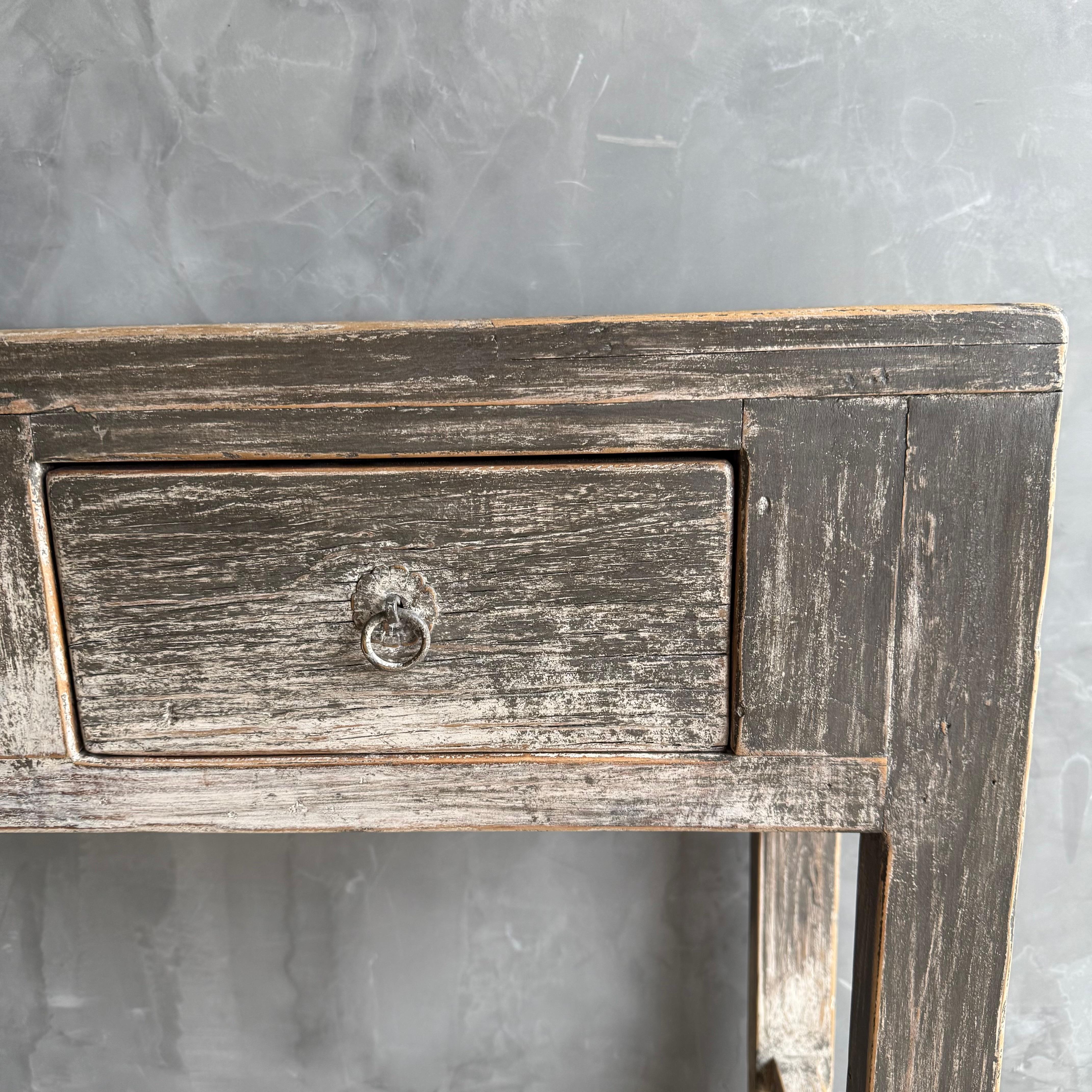 20th Century Vintage Elm Console with Patina Finish and 4 Drawers For Sale