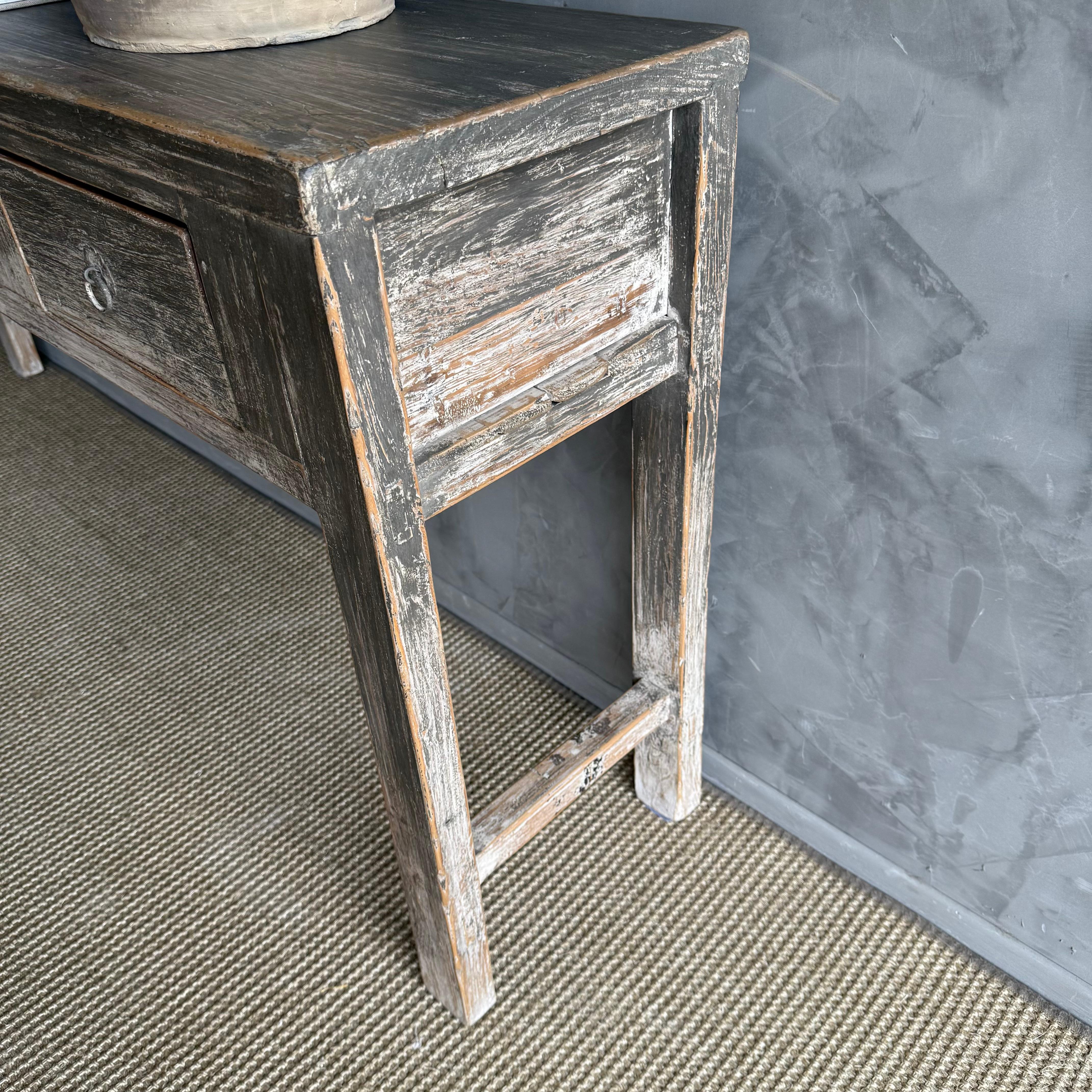 Vintage Elm Console with Patina Finish and 4 Drawers For Sale 4