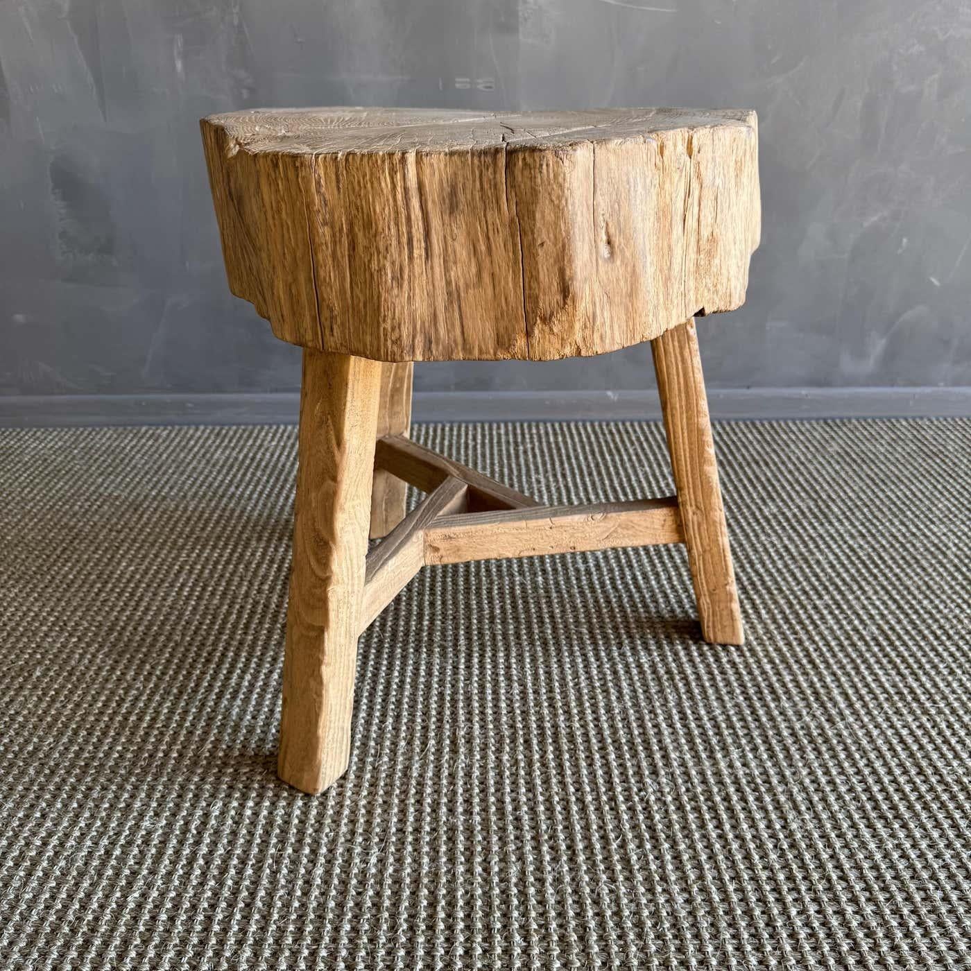 Tavolo stile Chop Block in legno di olmo vintage In condizioni buone a Old Town Orange, CA