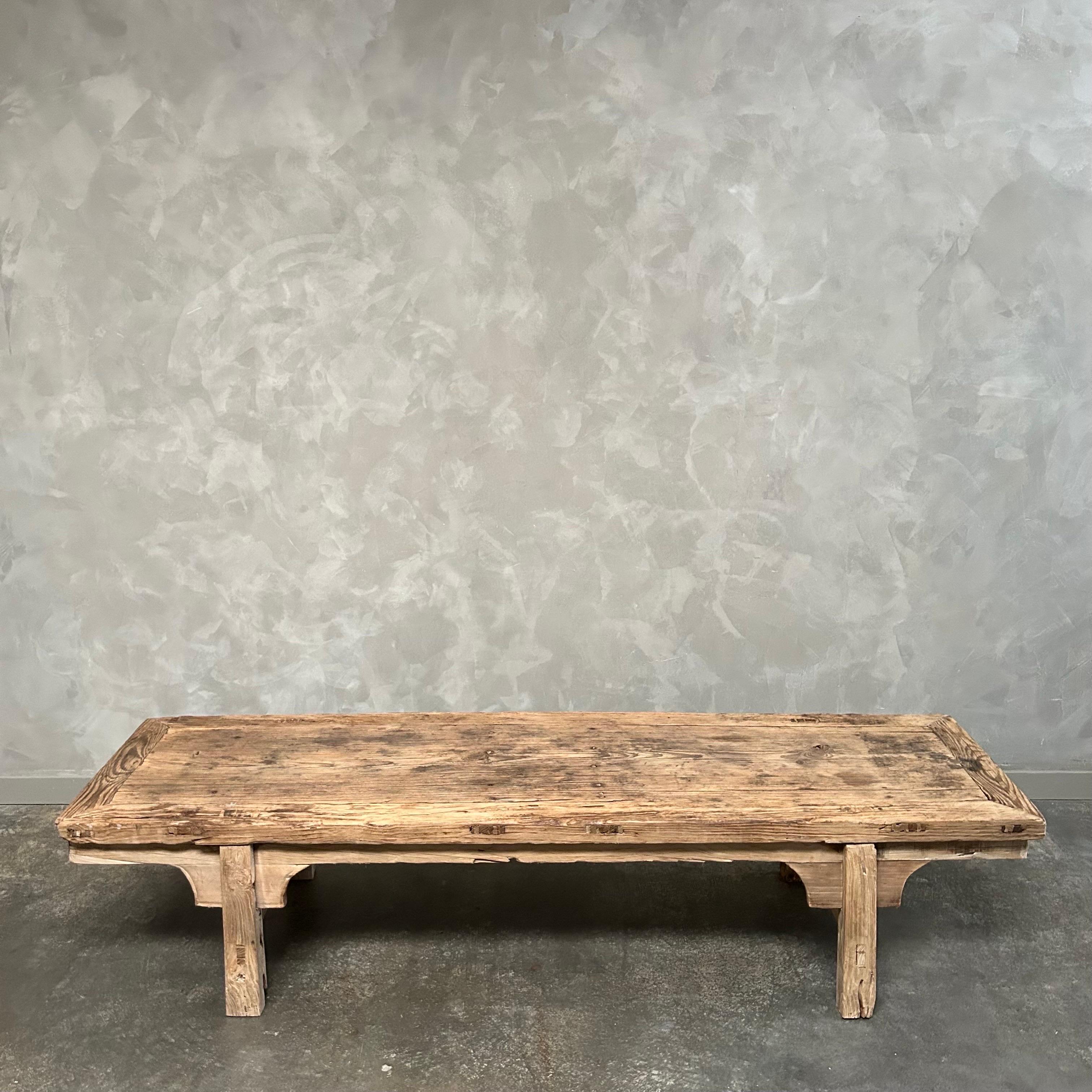 Table basse vintage en bois d'orme 18