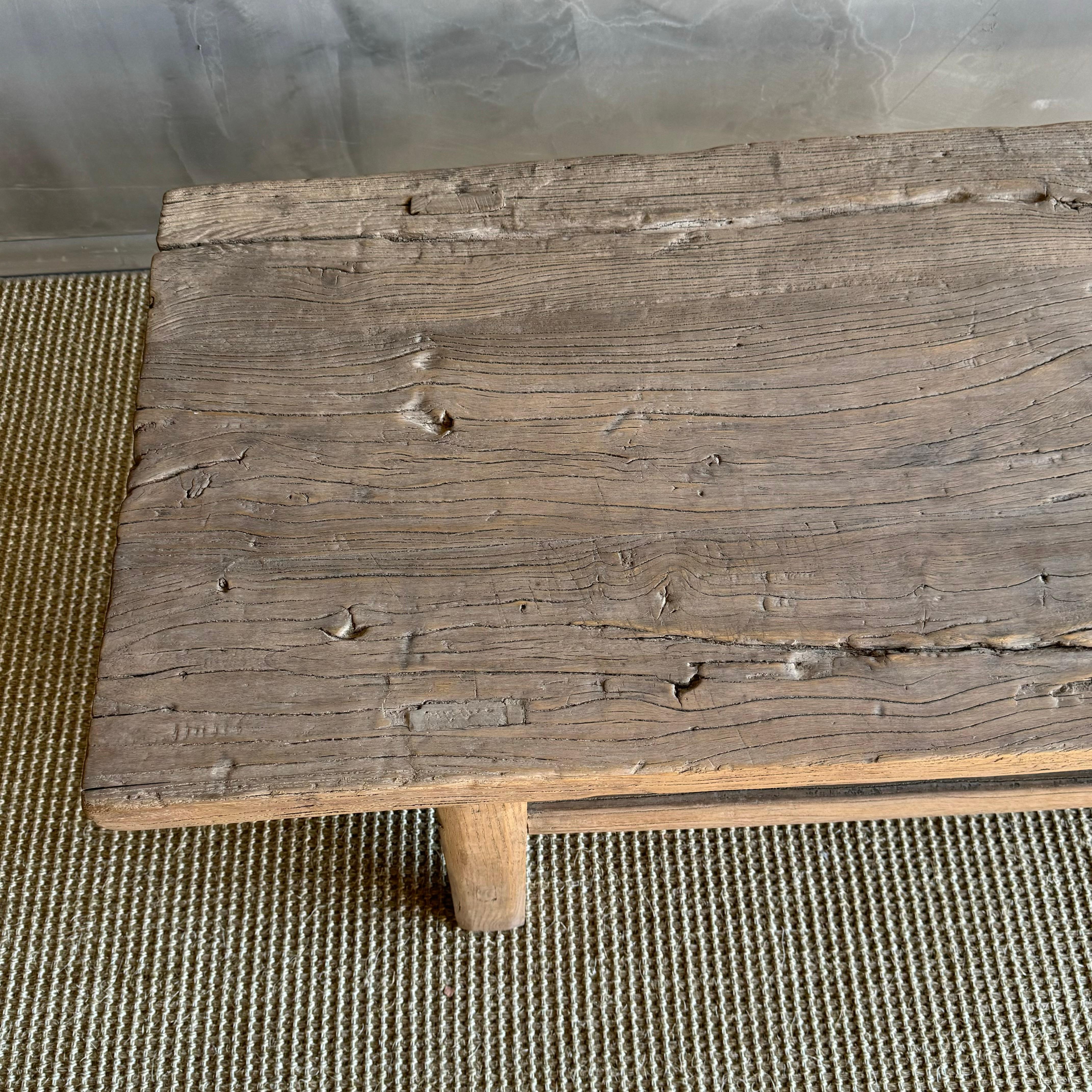 Vintage Ulme Wood Couchtisch 64