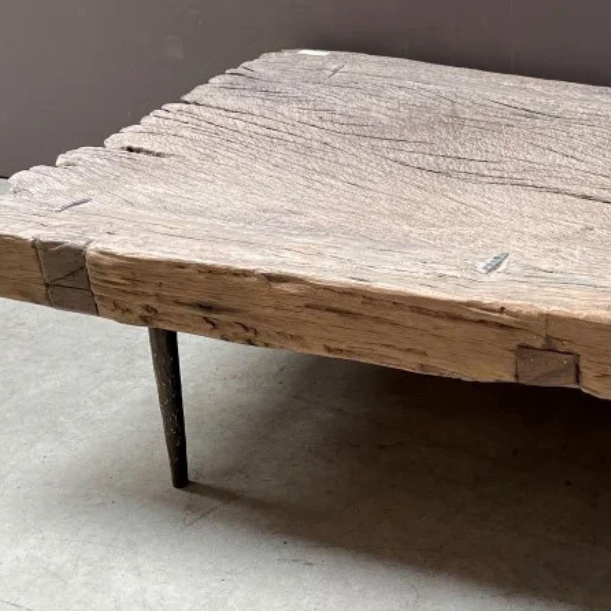 Table basse vintage en bois d'orme, Asie, début du 20e siècle Bon état - En vente à Amsterdam, NL
