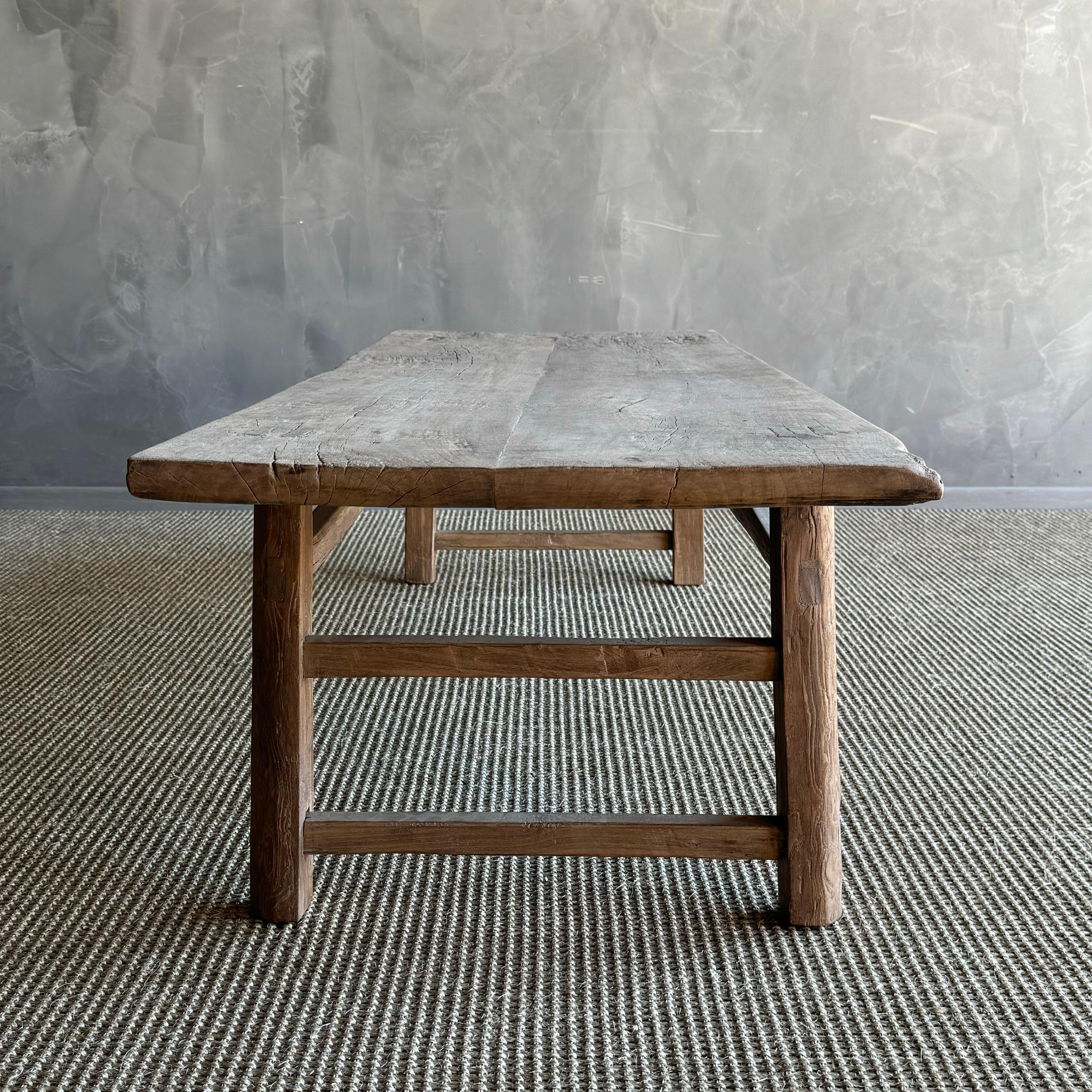 Vintage Ulme Holz Couchtisch im Angebot 2