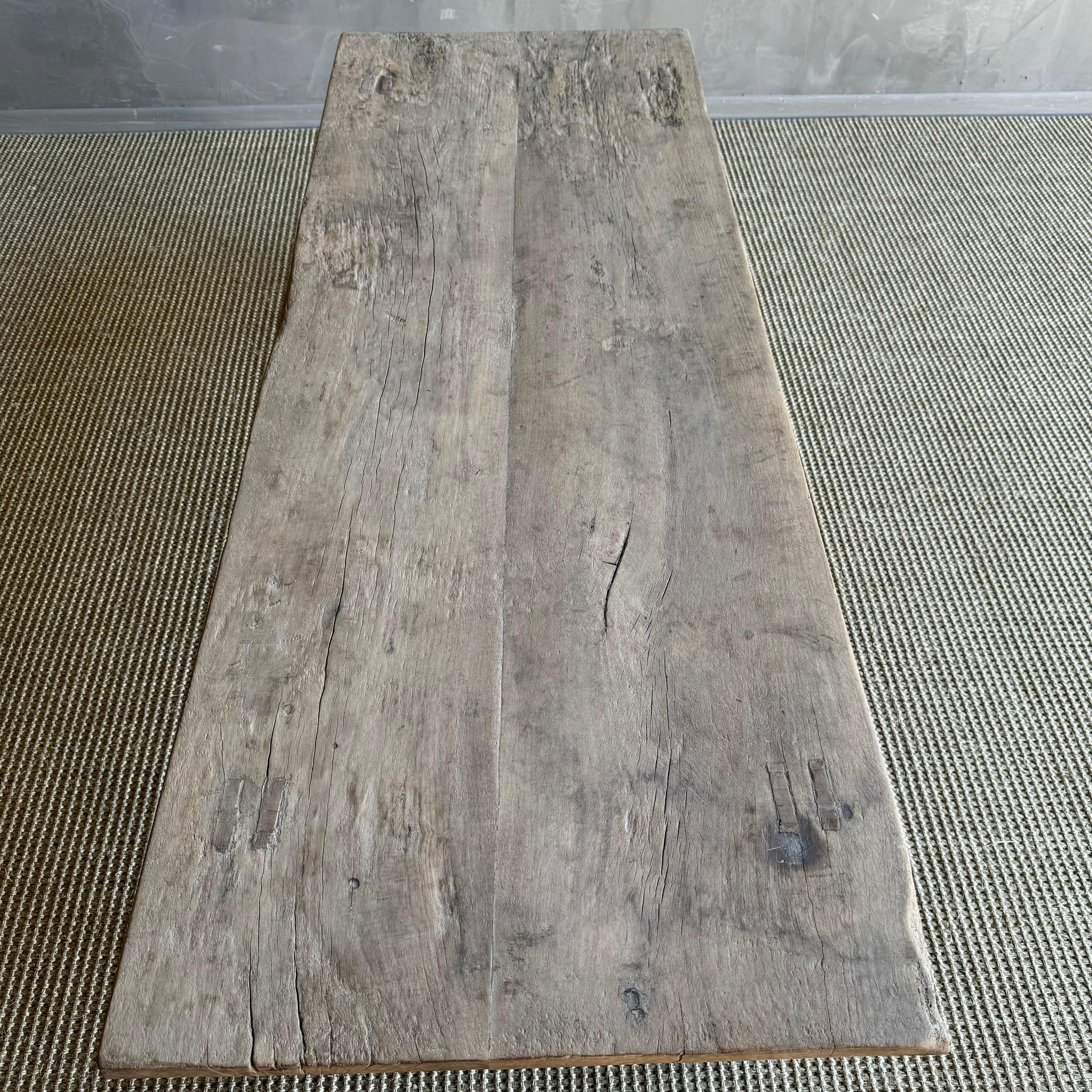 Vintage Ulme Holz Couchtisch im Angebot 3