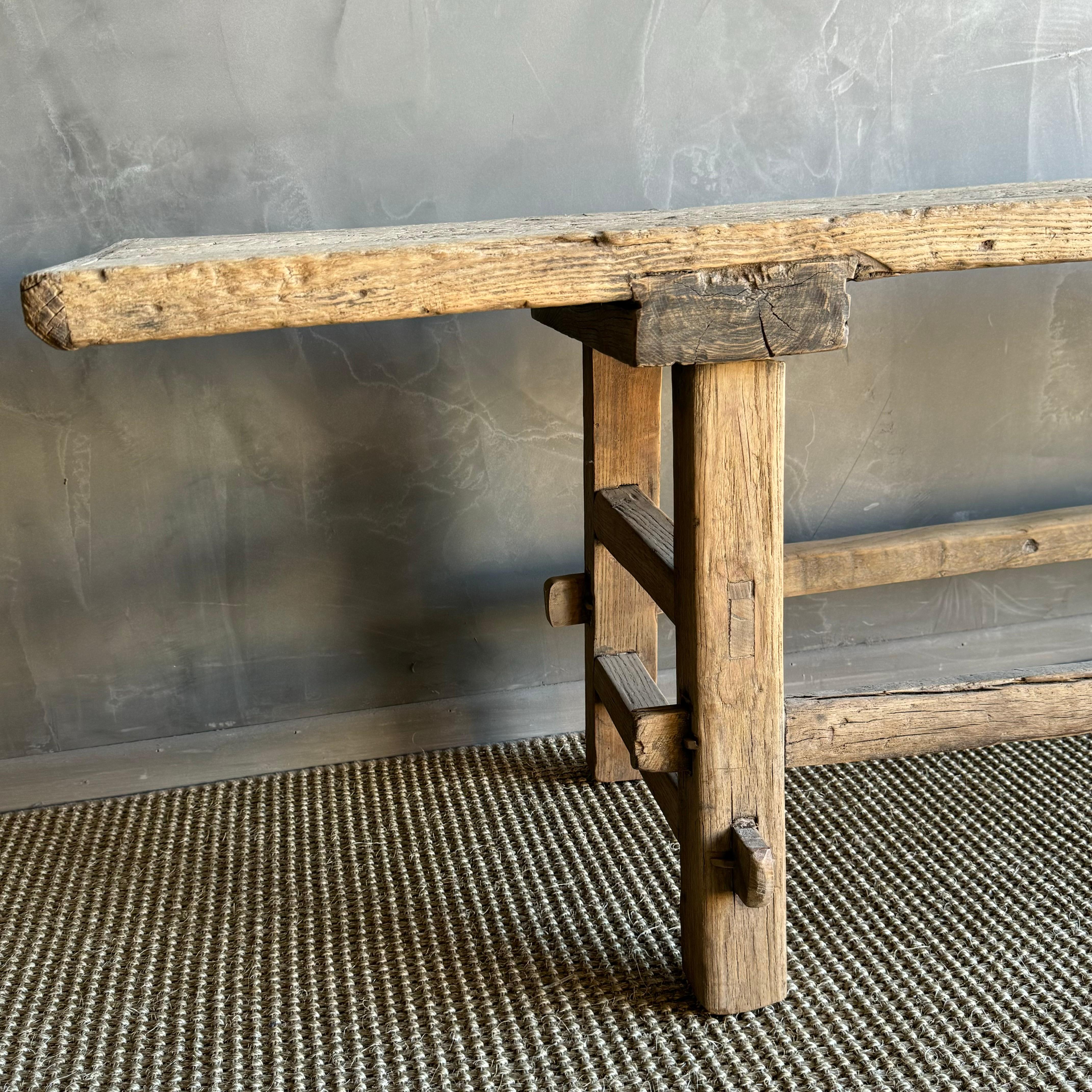 Tavolino o panca in legno di olmo vintage da 82 pollici in vendita 2