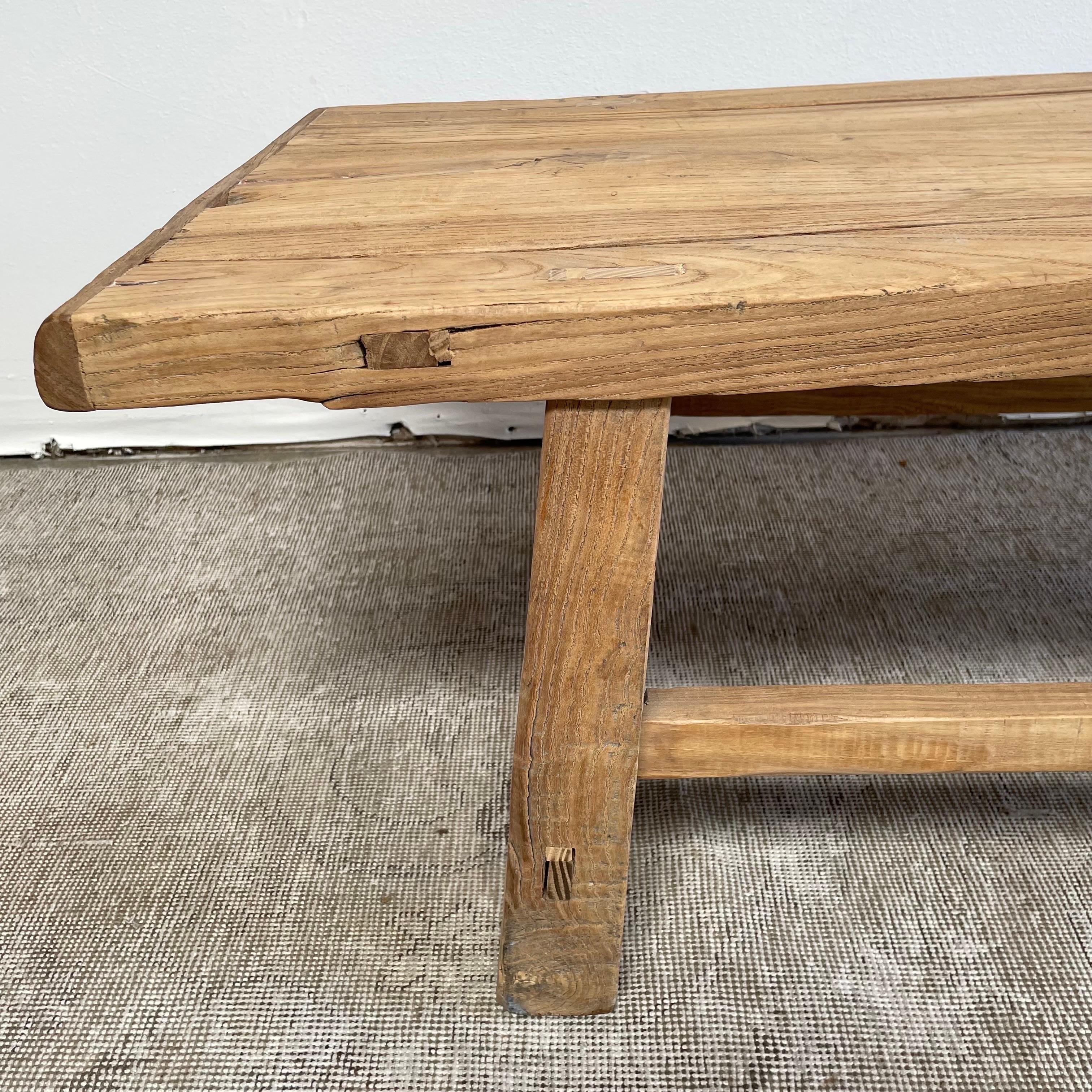 Vintage Elm Wood Coffee Table or Wide Seat Bench In Good Condition In Brea, CA