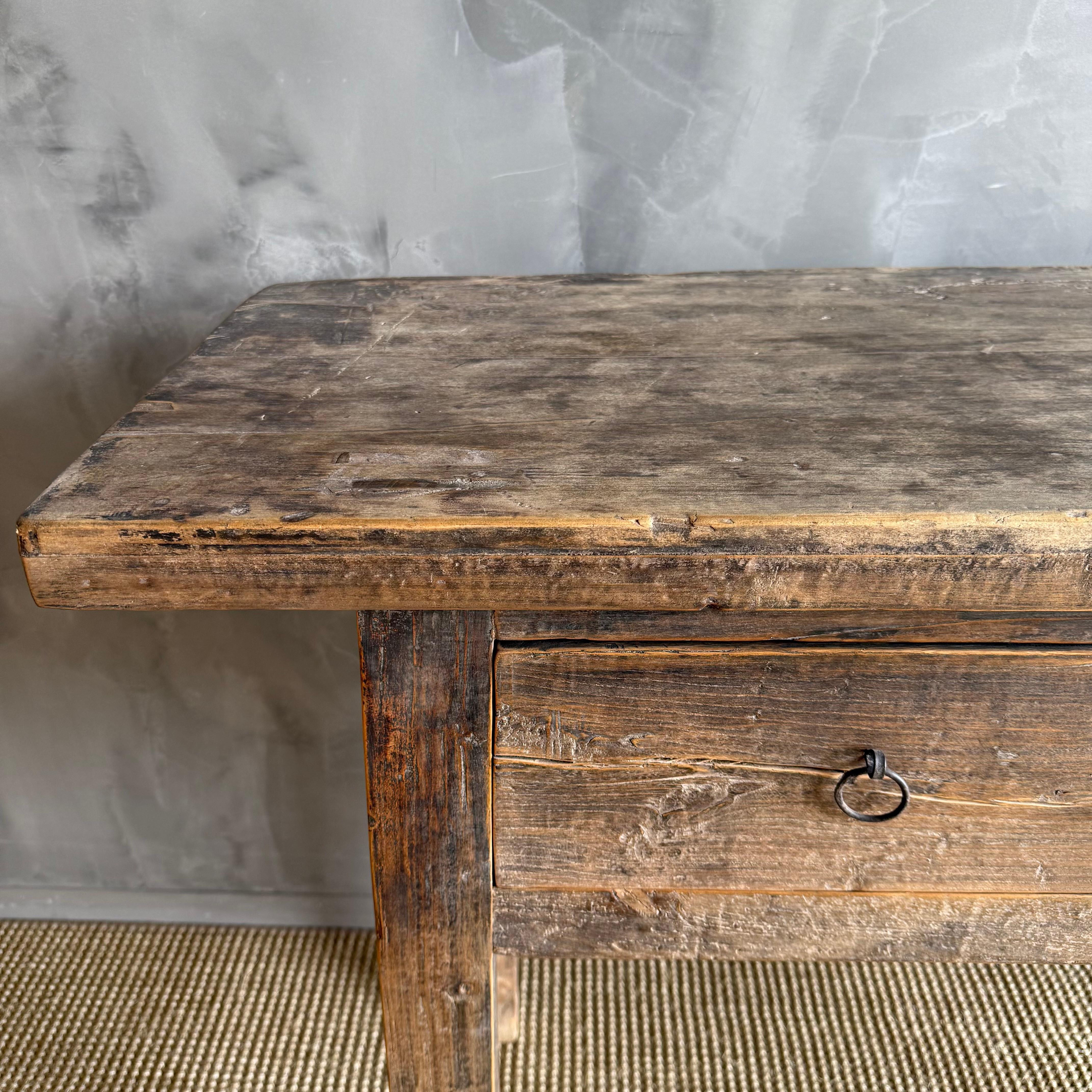 20ième siècle Table console vintage en bois d'orme 82.5