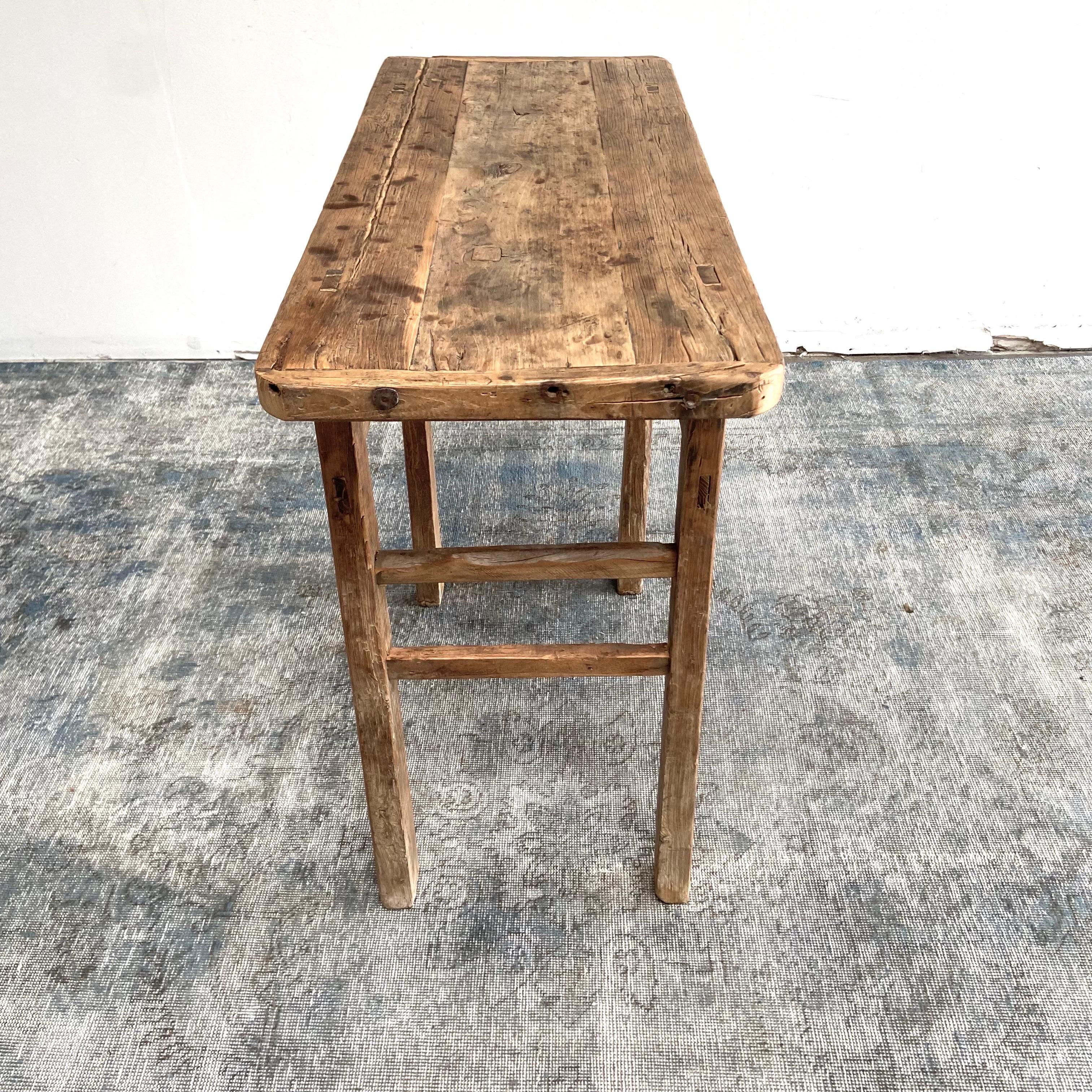 Table console vintage en bois d'orme 5