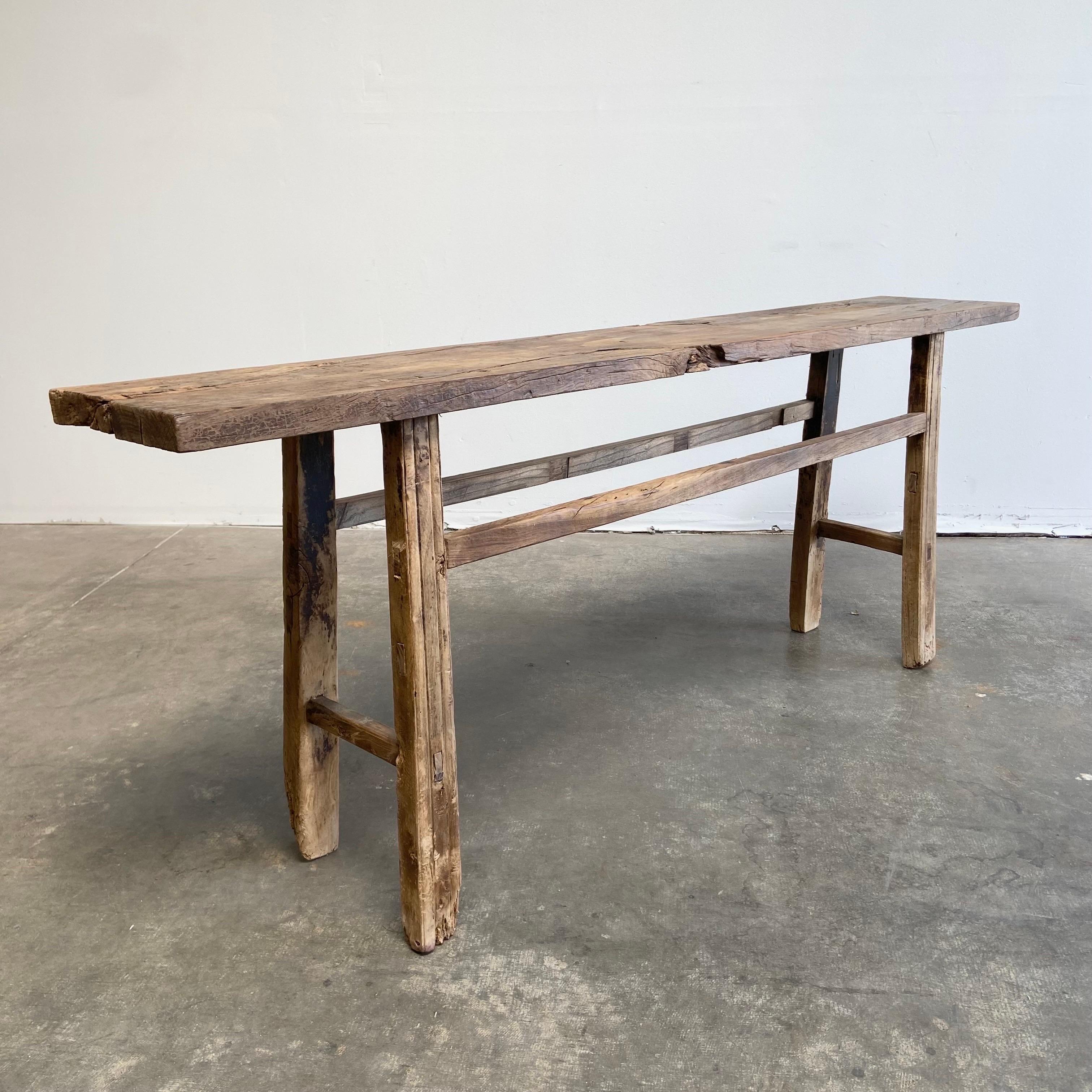 Table console vintage en bois d'orme Bon état à Brea, CA