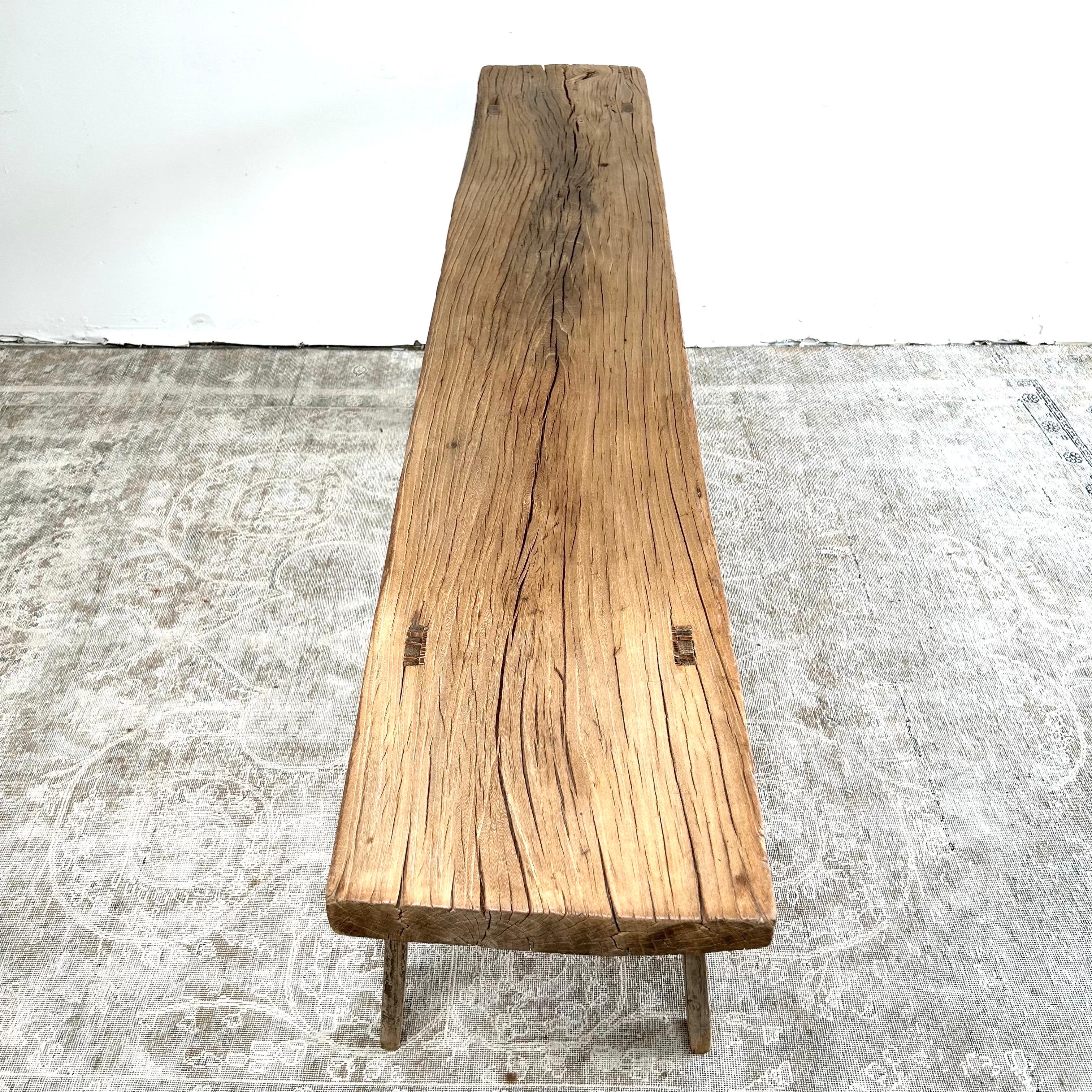 Vieille table console en bois d'orme en vente 2