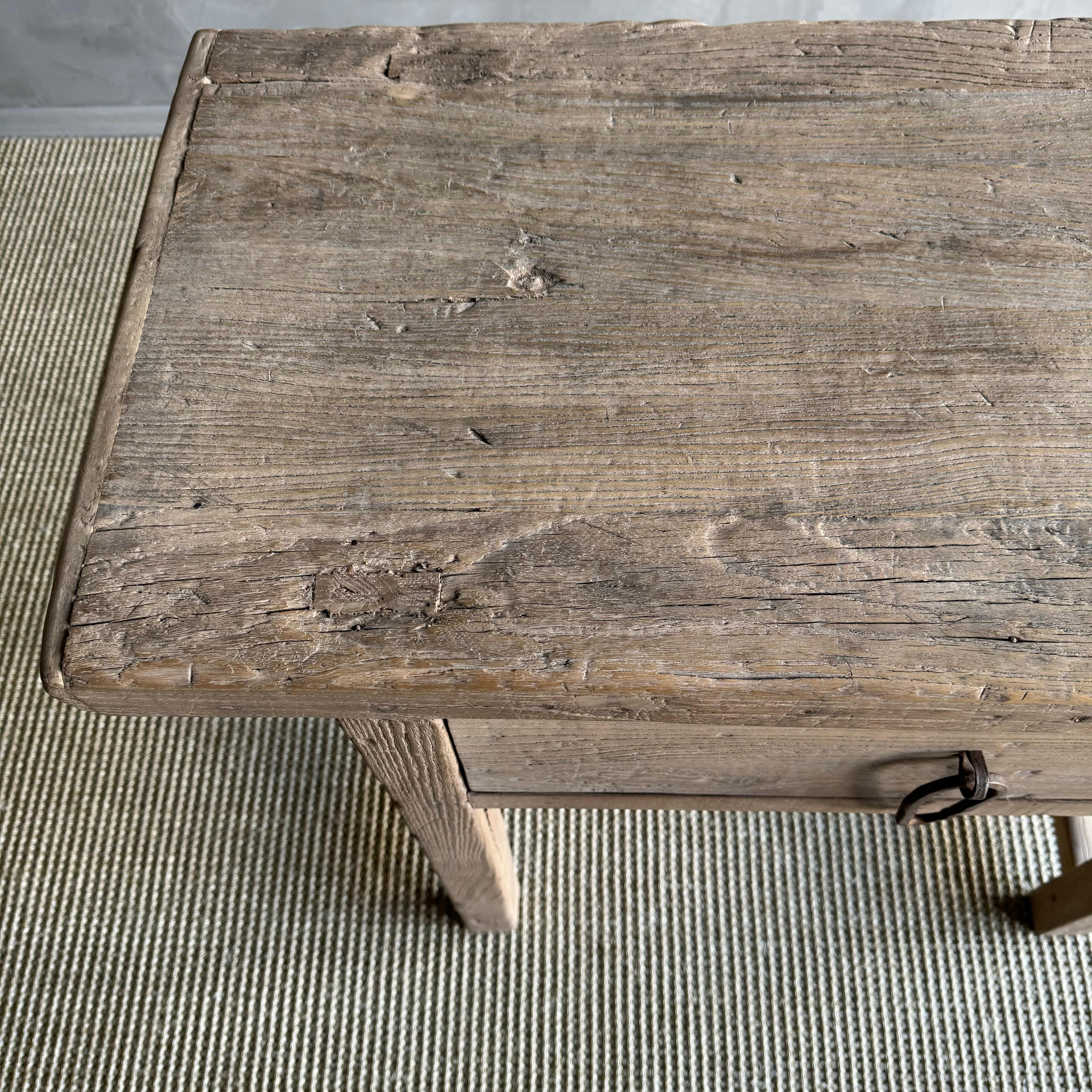 Vintage Ulme Wood Konsole mit Schublade im Angebot 1