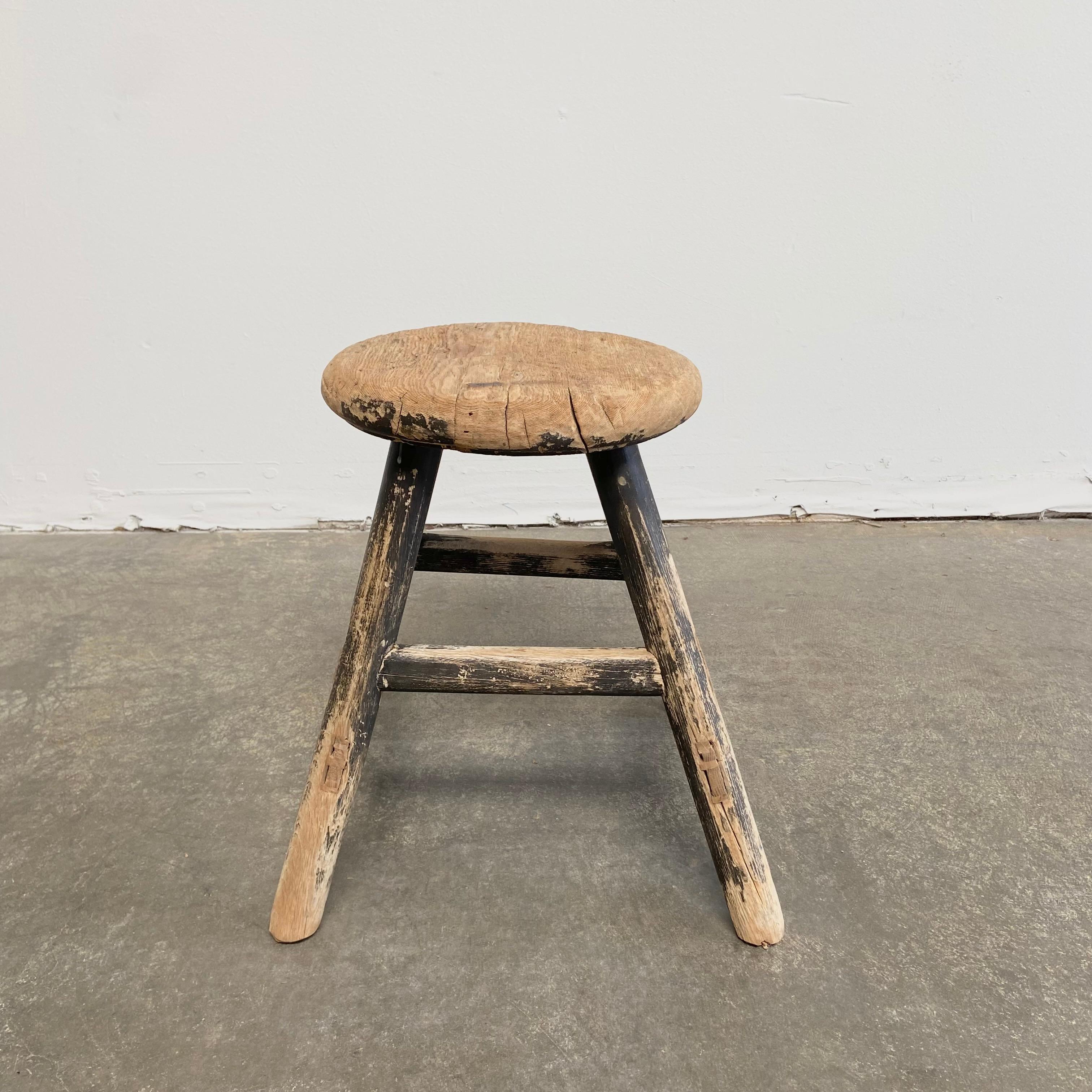 Vintage elm wood round stool
These are the real vintage antique elm wood stools! Beautiful antique patina, with weathering and age, these are solid and sturdy ready for daily use, use as a table, stool, drink table, they are great for any space.