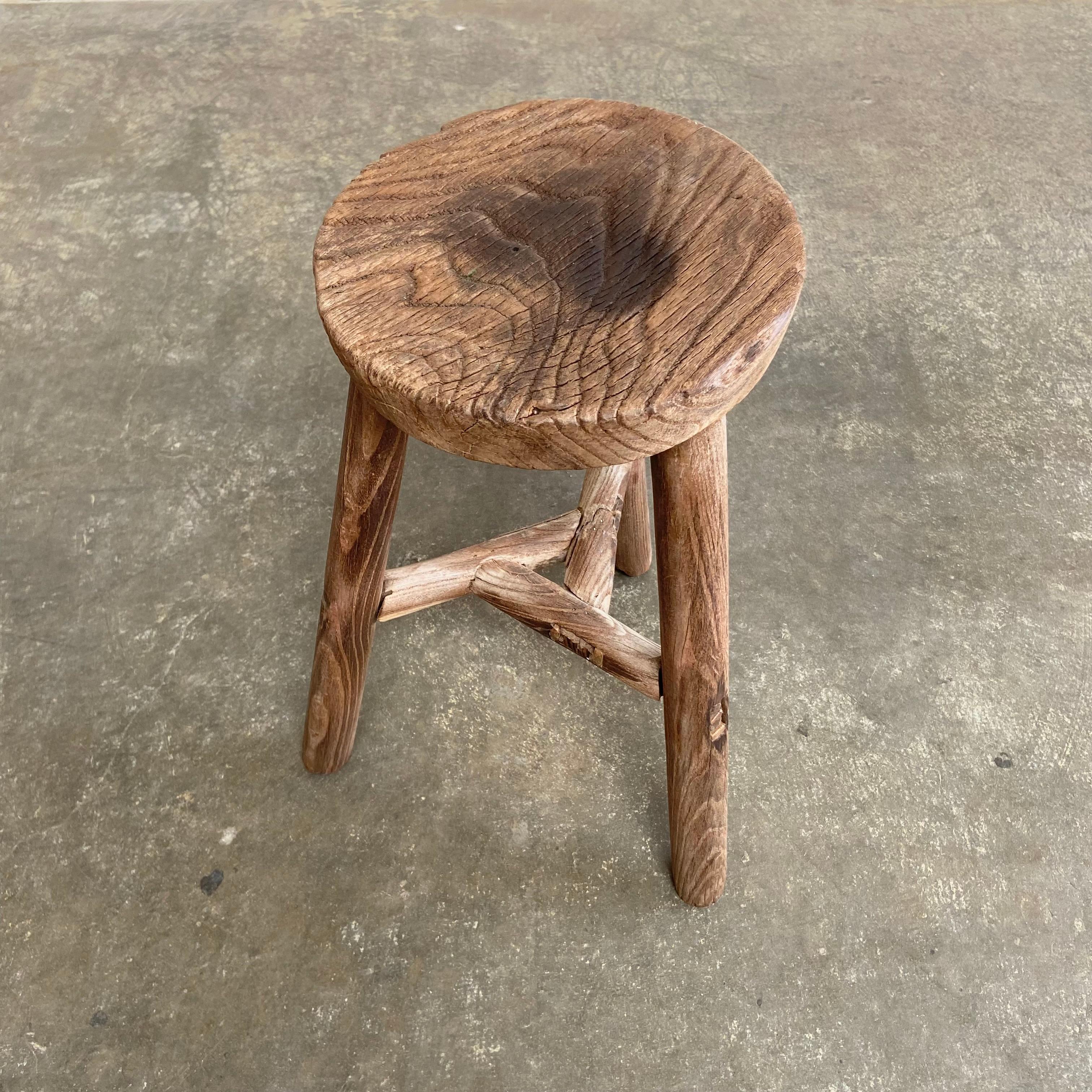 Vintage Elm Wood Round Stool In Good Condition In Brea, CA