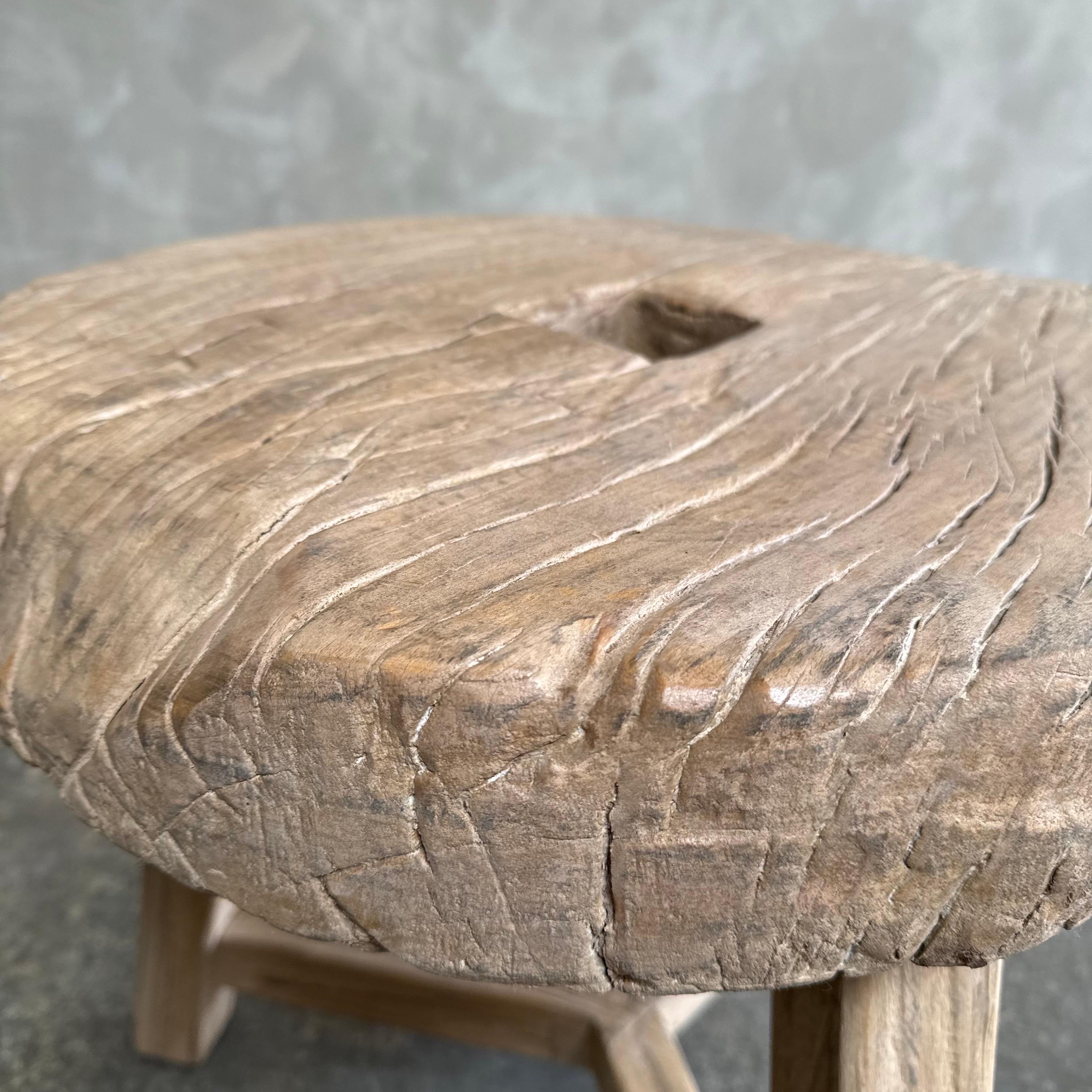 Vintage elm wood side table For Sale 2