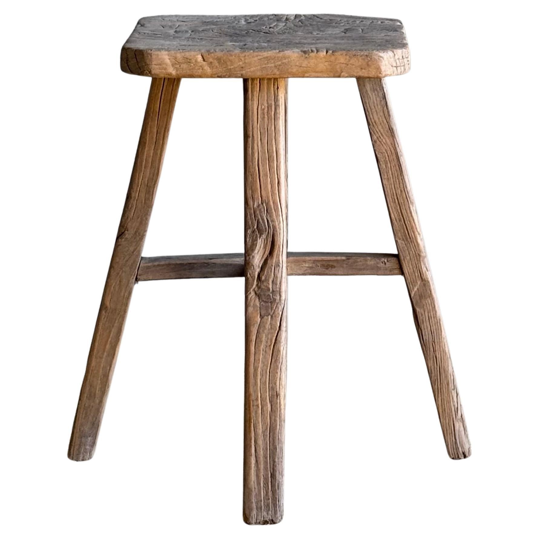 Taburete vintage de madera de olmo