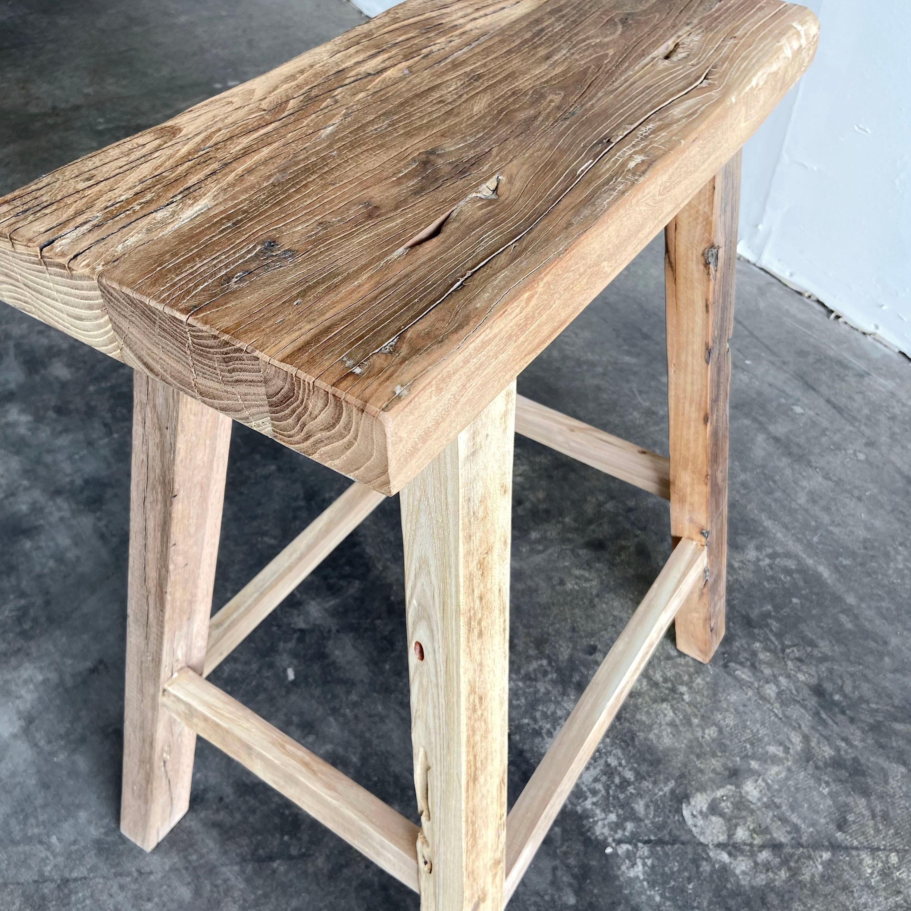 Vintage Elm Wood Stool or Pedestal In Good Condition For Sale In Brea, CA