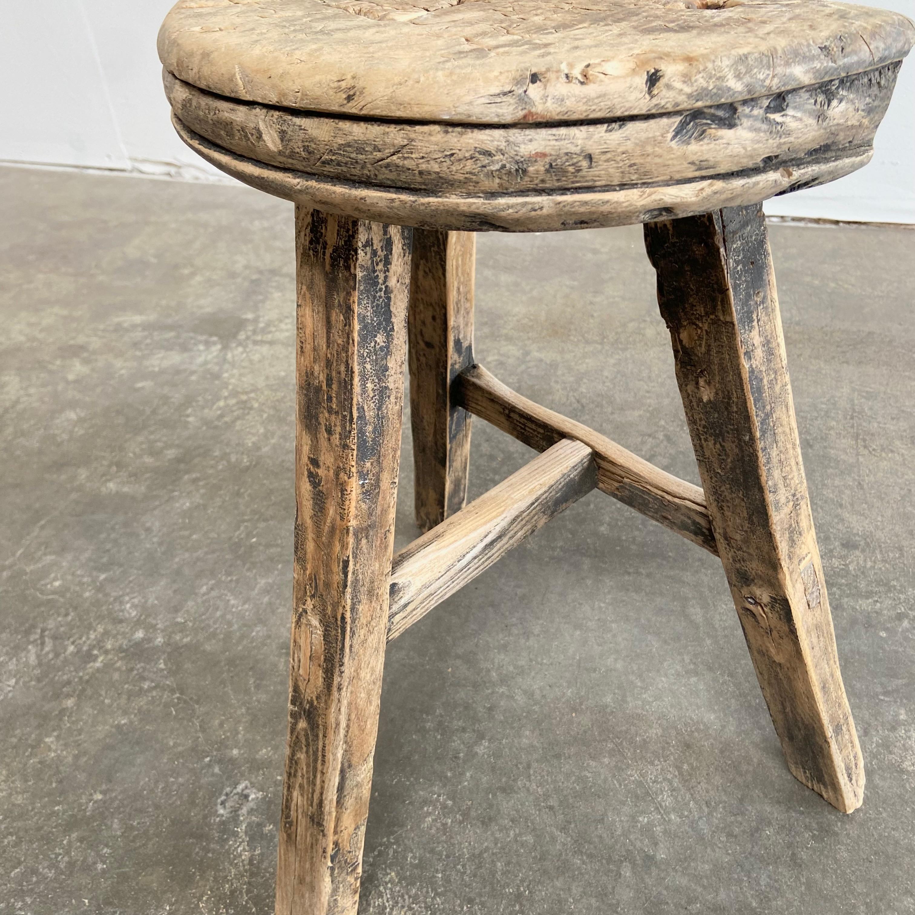 Vintage Elm Wood Stool Side Table In Good Condition In Brea, CA
