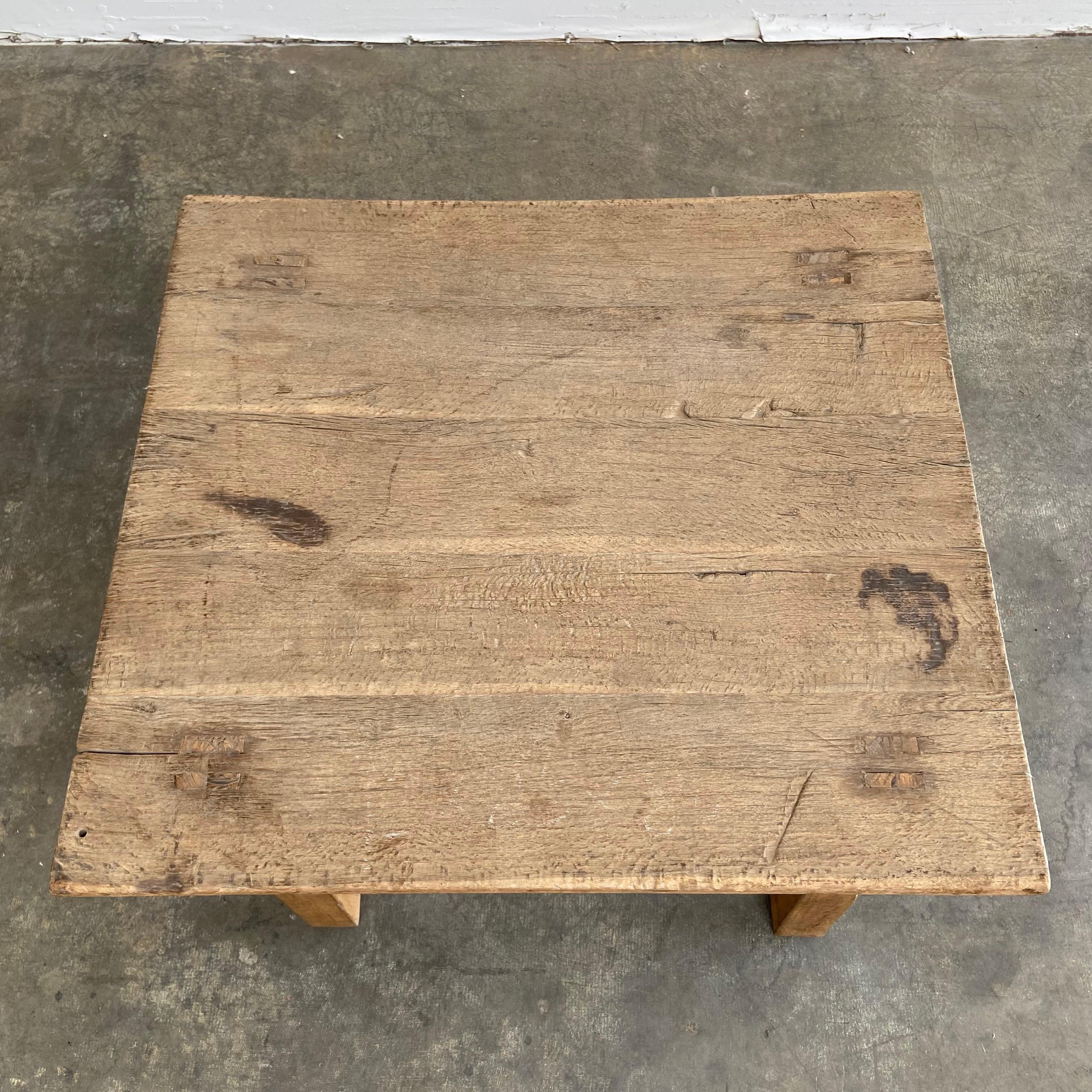 Vintage Elm Wood Side Table In Good Condition For Sale In Brea, CA