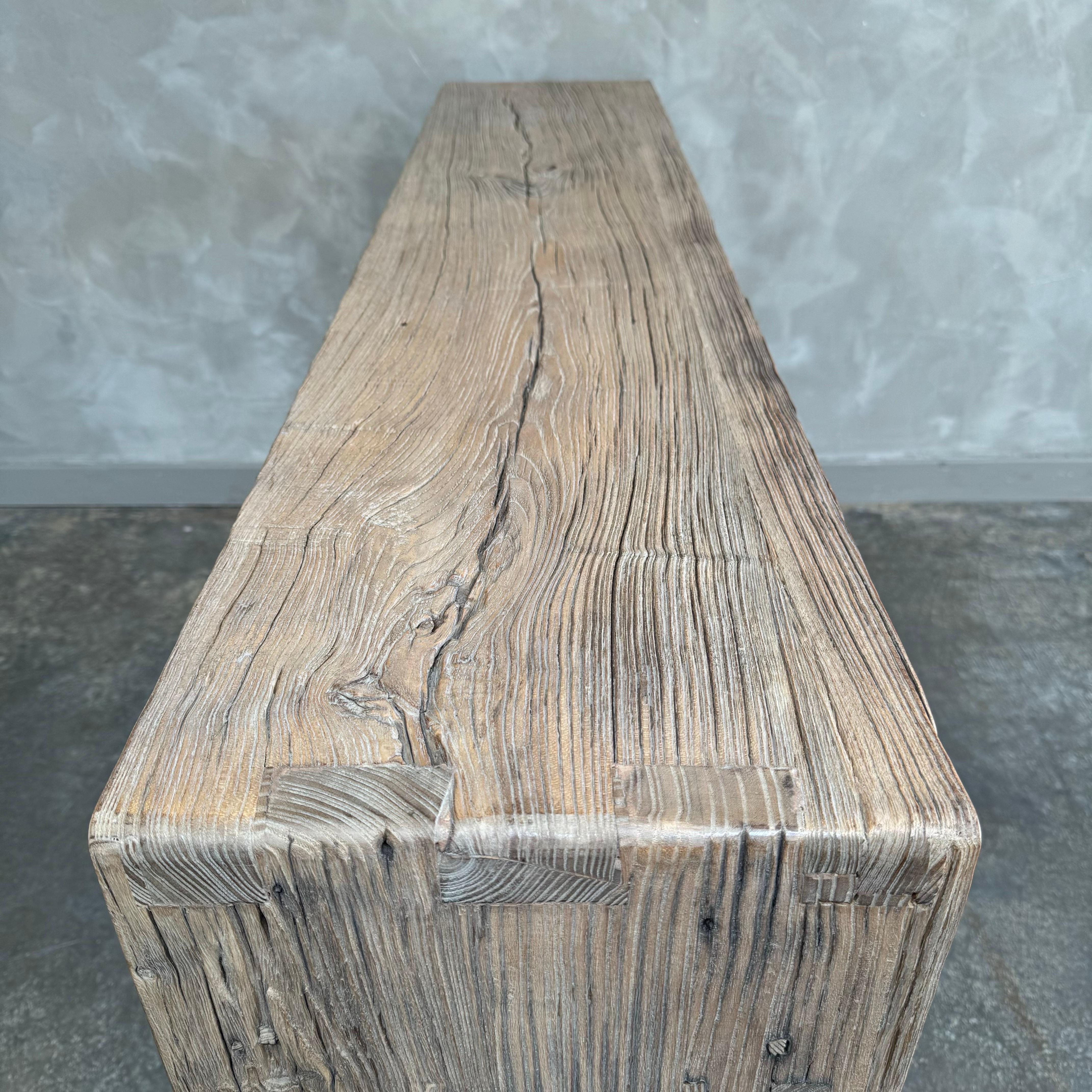 Table console vintage en bois d'orme style cascade en vente 1