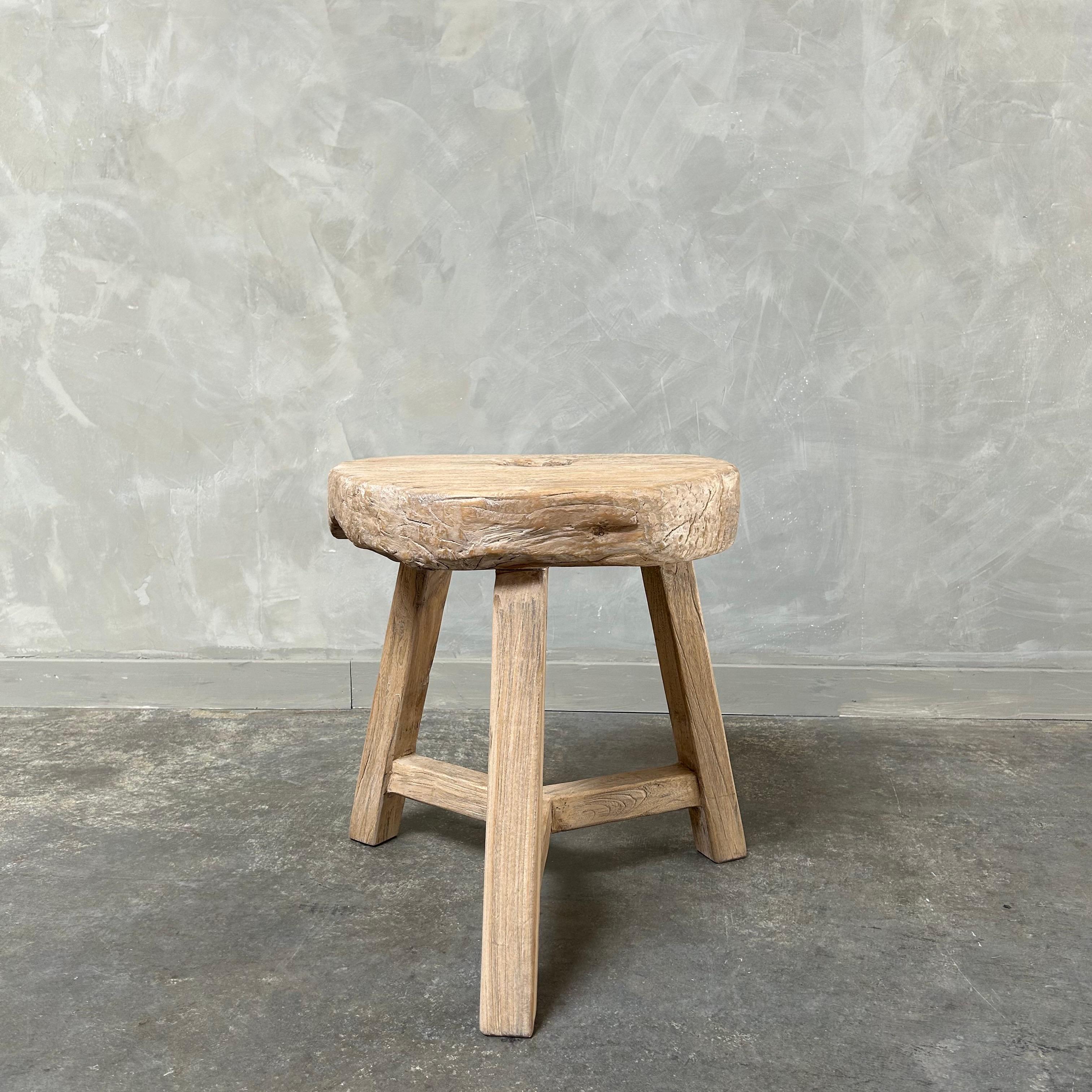 Vintage elm wood wheel stool In Good Condition For Sale In Brea, CA