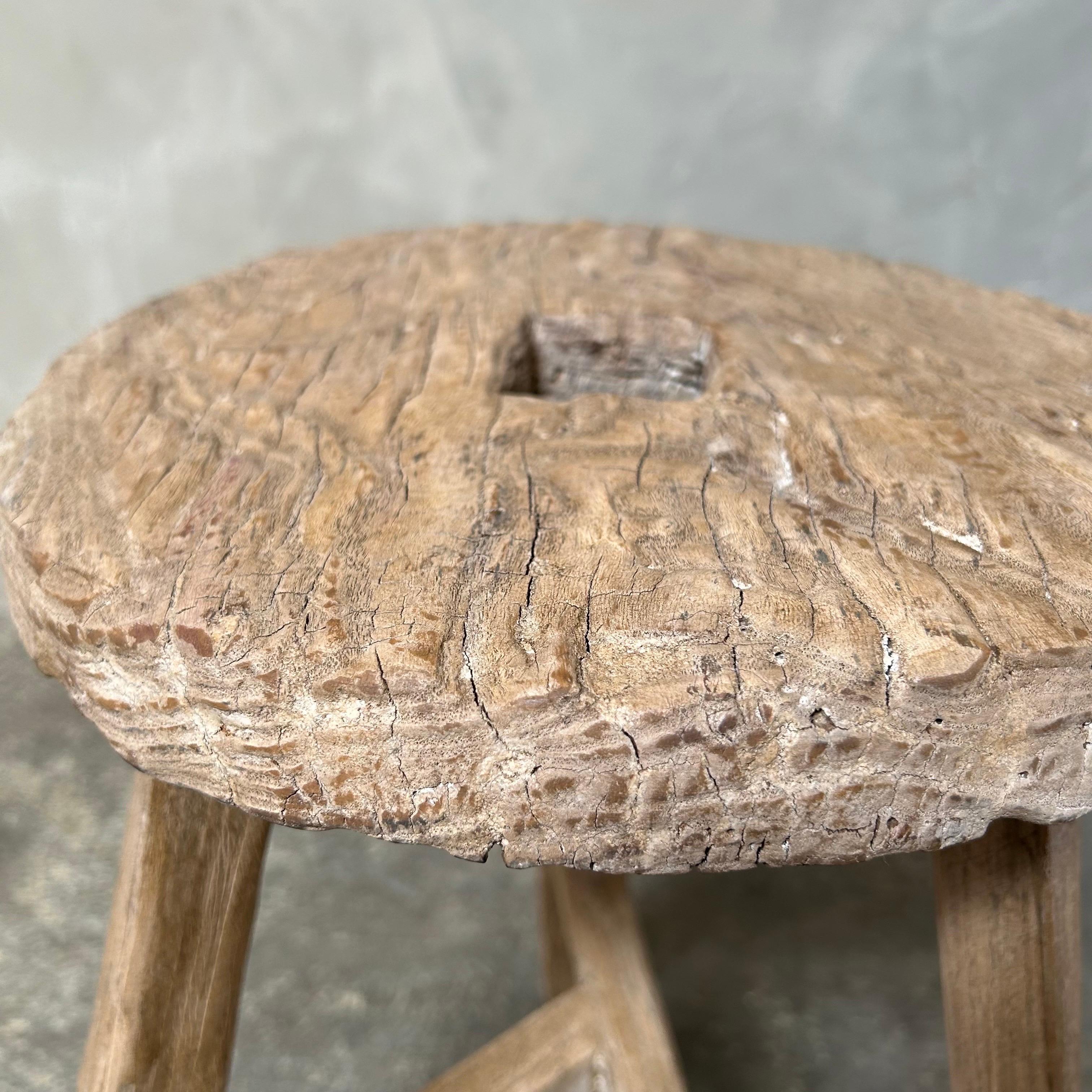 Orme Tabouret à roulettes vintage en bois d'orme en vente