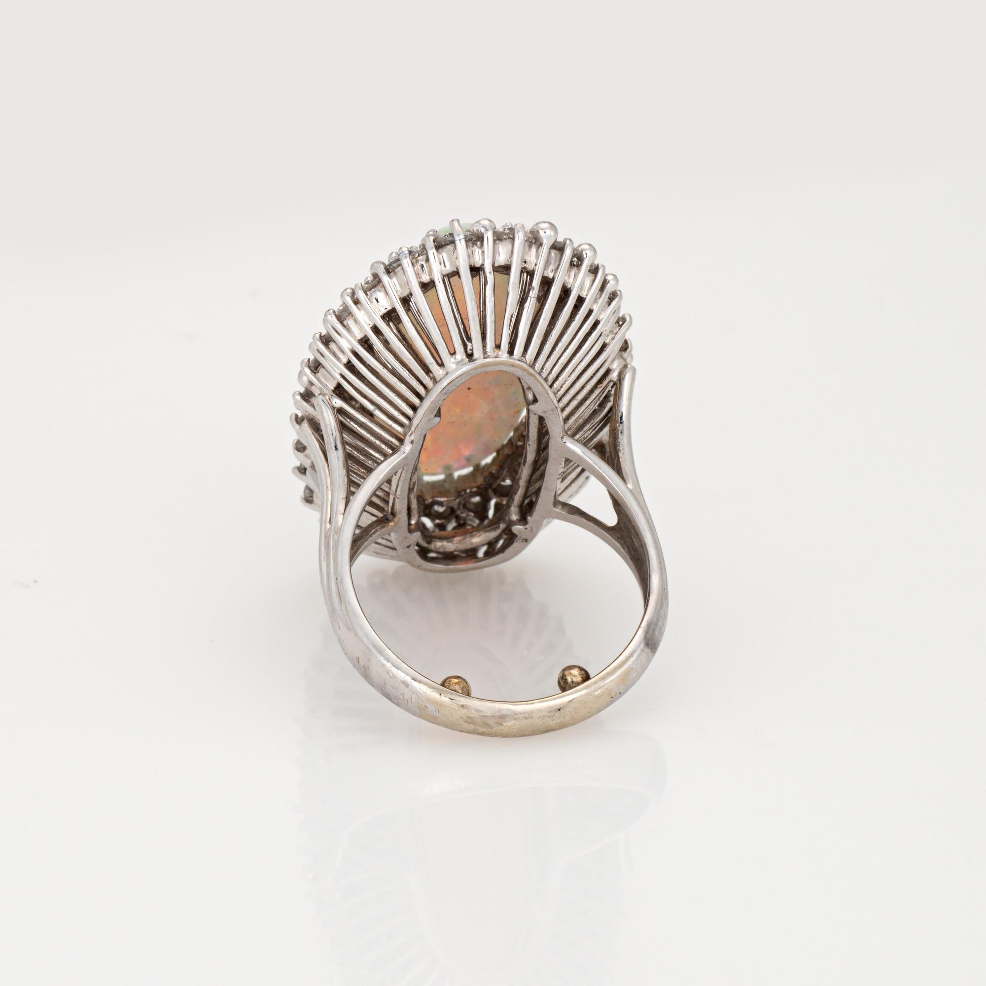 Vintage Elongated 9ct Opal 2,25ct Diamant Ring 14k Weißgold Sz 5,5 Cocktail im Zustand „Gut“ im Angebot in Torrance, CA