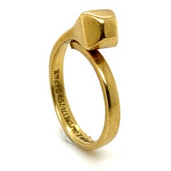 Vintage Elsa Peretti for Tiffany & Co 18 Karat Yellow Gold Nail Ring