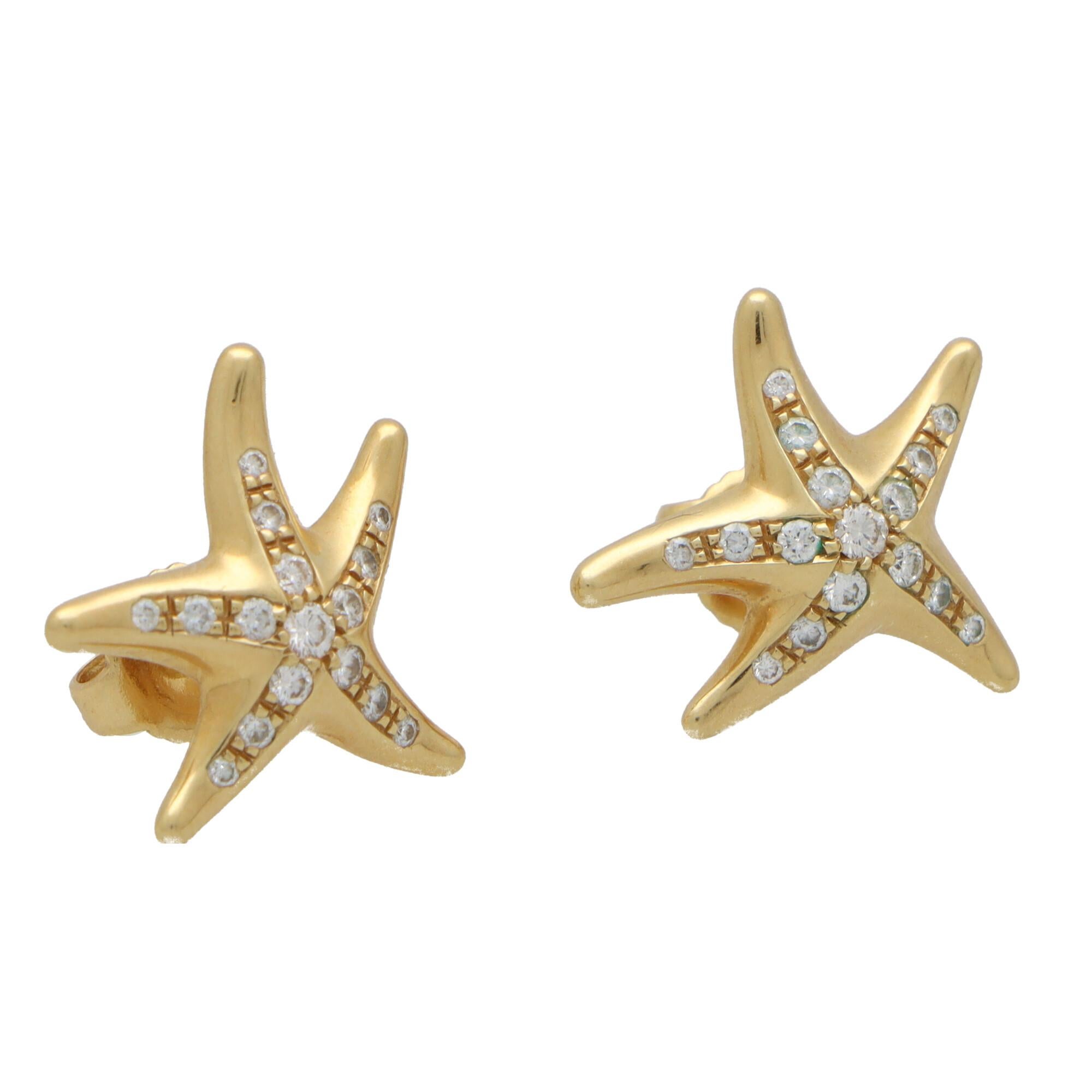 A beautiful pair of vintage Elsa Peretti for Tiffany & Co. diamond starfish earrings set in 18k yellow gold.

From the current Elsa Peretti collection, each earring depicts an elegant starfish pave set to the top with 16 round brilliant cut
