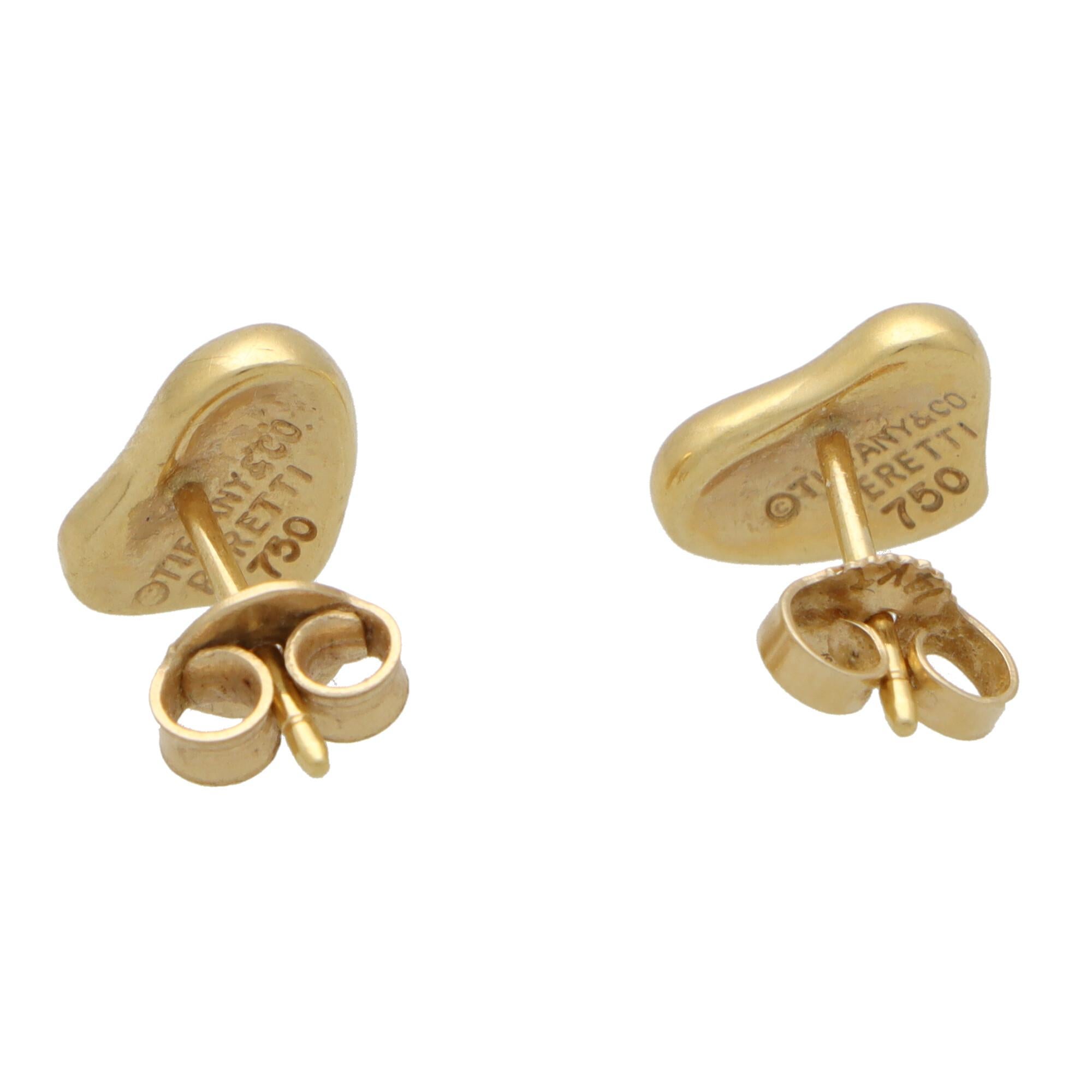Vintage Elsa Peretti for Tiffany & Co. Full Heart Stud Earrings in Yellow Gold In Excellent Condition In London, GB